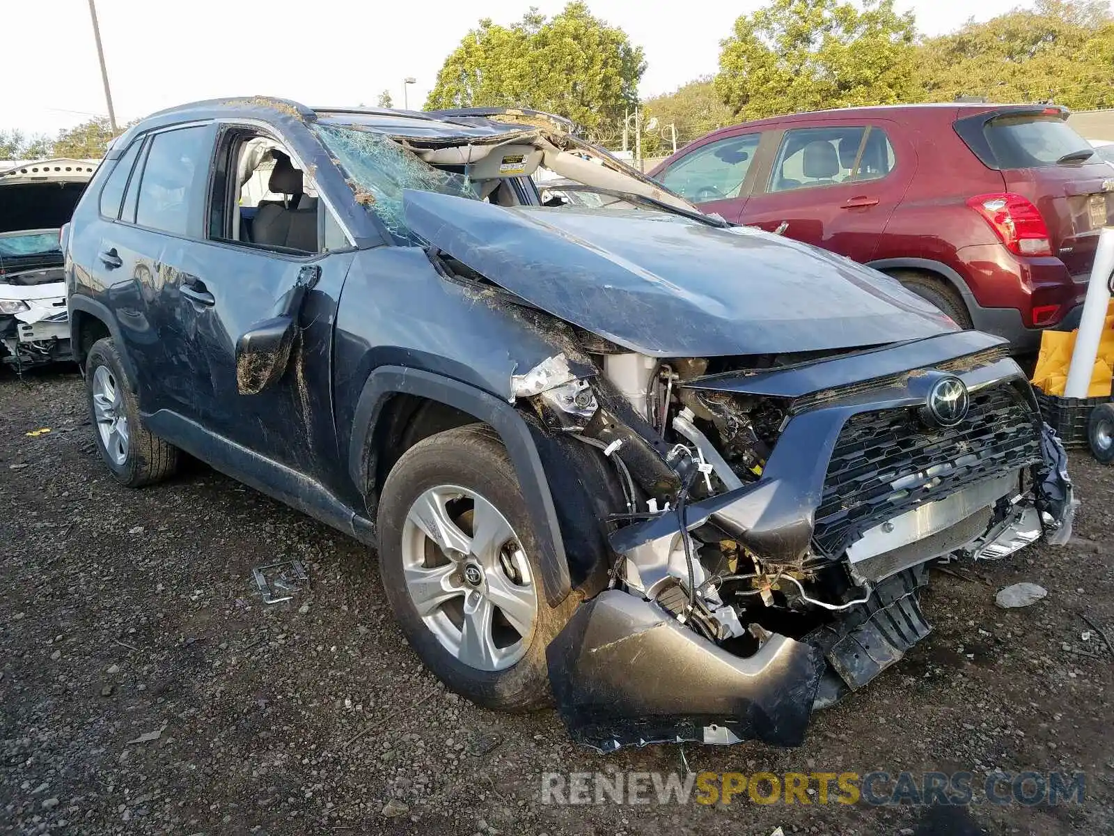 1 Photograph of a damaged car 2T3P1RFV8KC015378 TOYOTA RAV4 2019