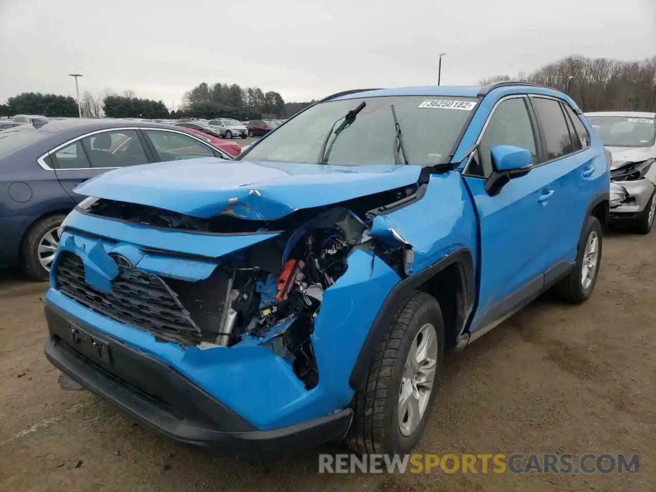 2 Фотография поврежденного автомобиля 2T3P1RFV8KC015509 TOYOTA RAV4 2019