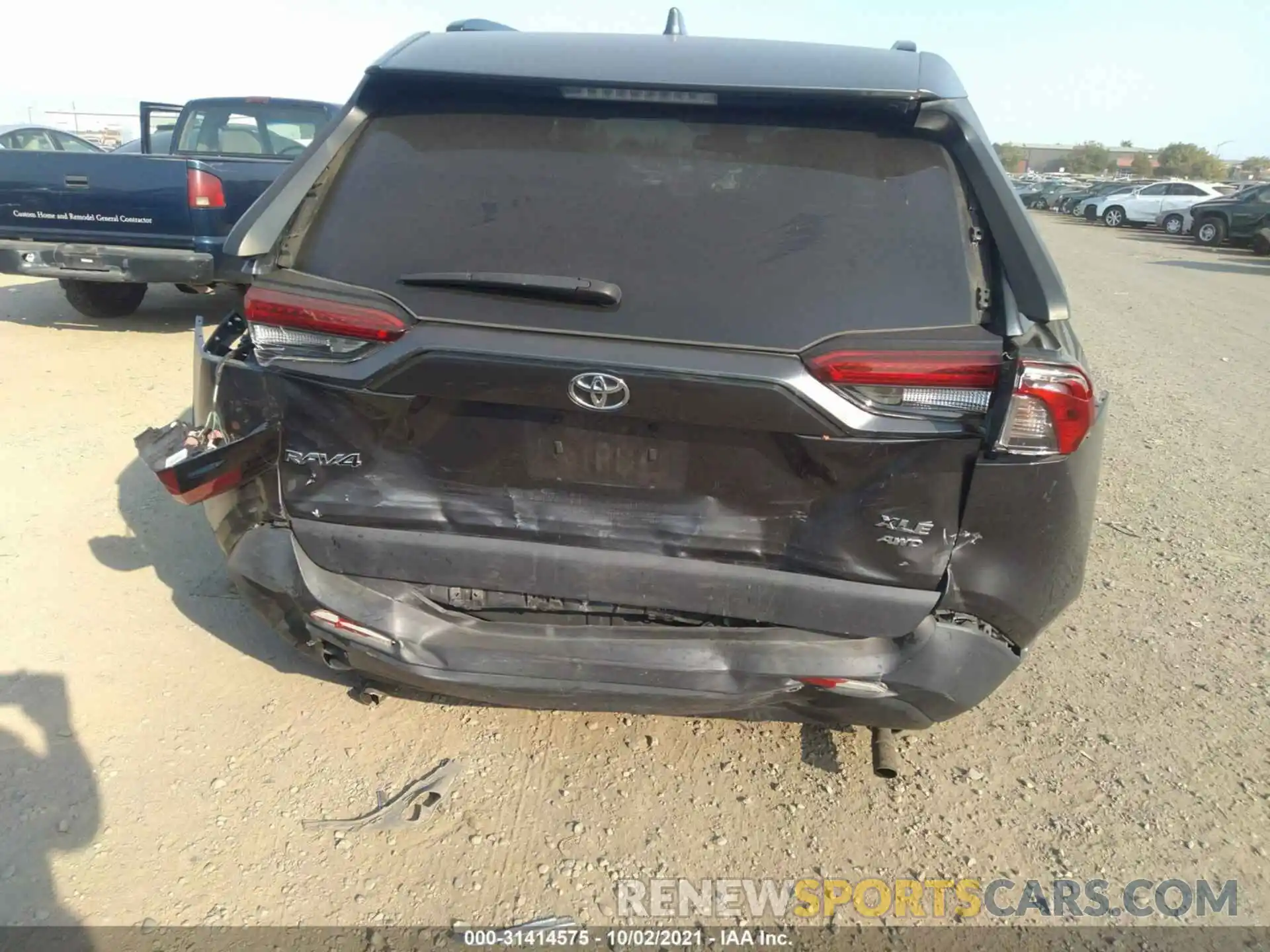 6 Photograph of a damaged car 2T3P1RFV8KC015879 TOYOTA RAV4 2019