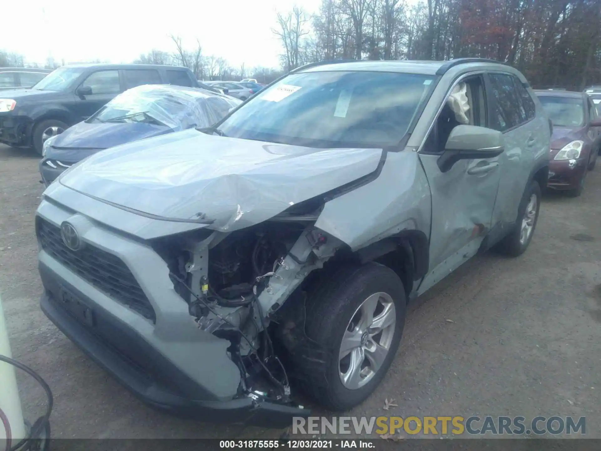 2 Photograph of a damaged car 2T3P1RFV8KC017227 TOYOTA RAV4 2019