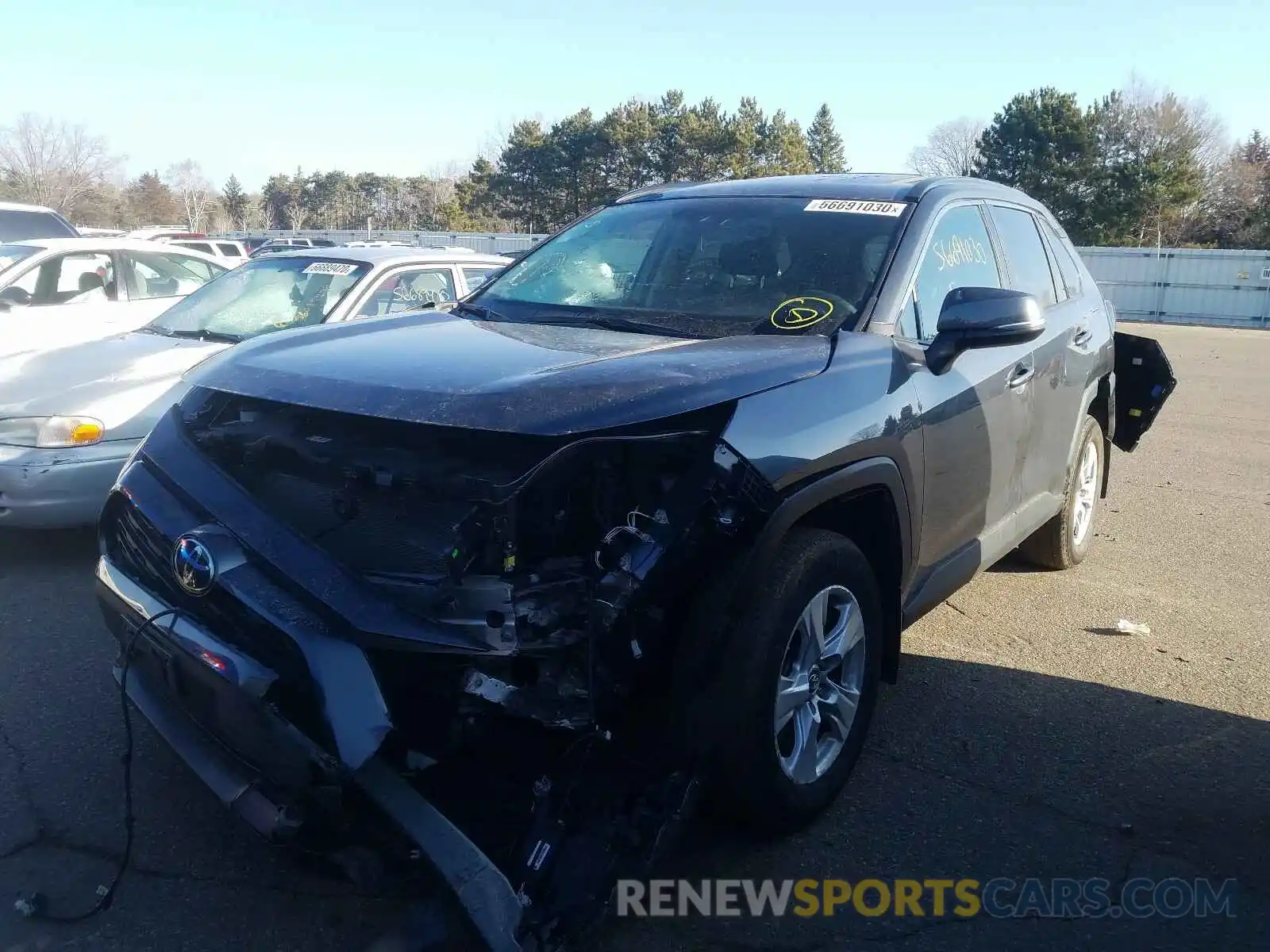 2 Photograph of a damaged car 2T3P1RFV8KC028244 TOYOTA RAV4 2019