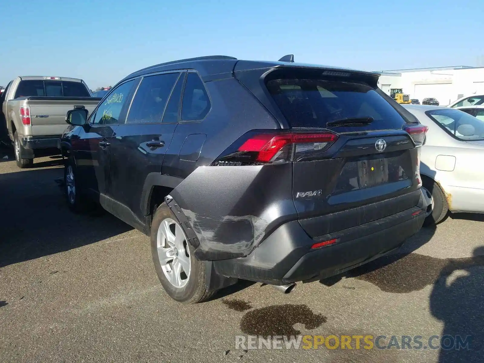 3 Photograph of a damaged car 2T3P1RFV8KC028244 TOYOTA RAV4 2019