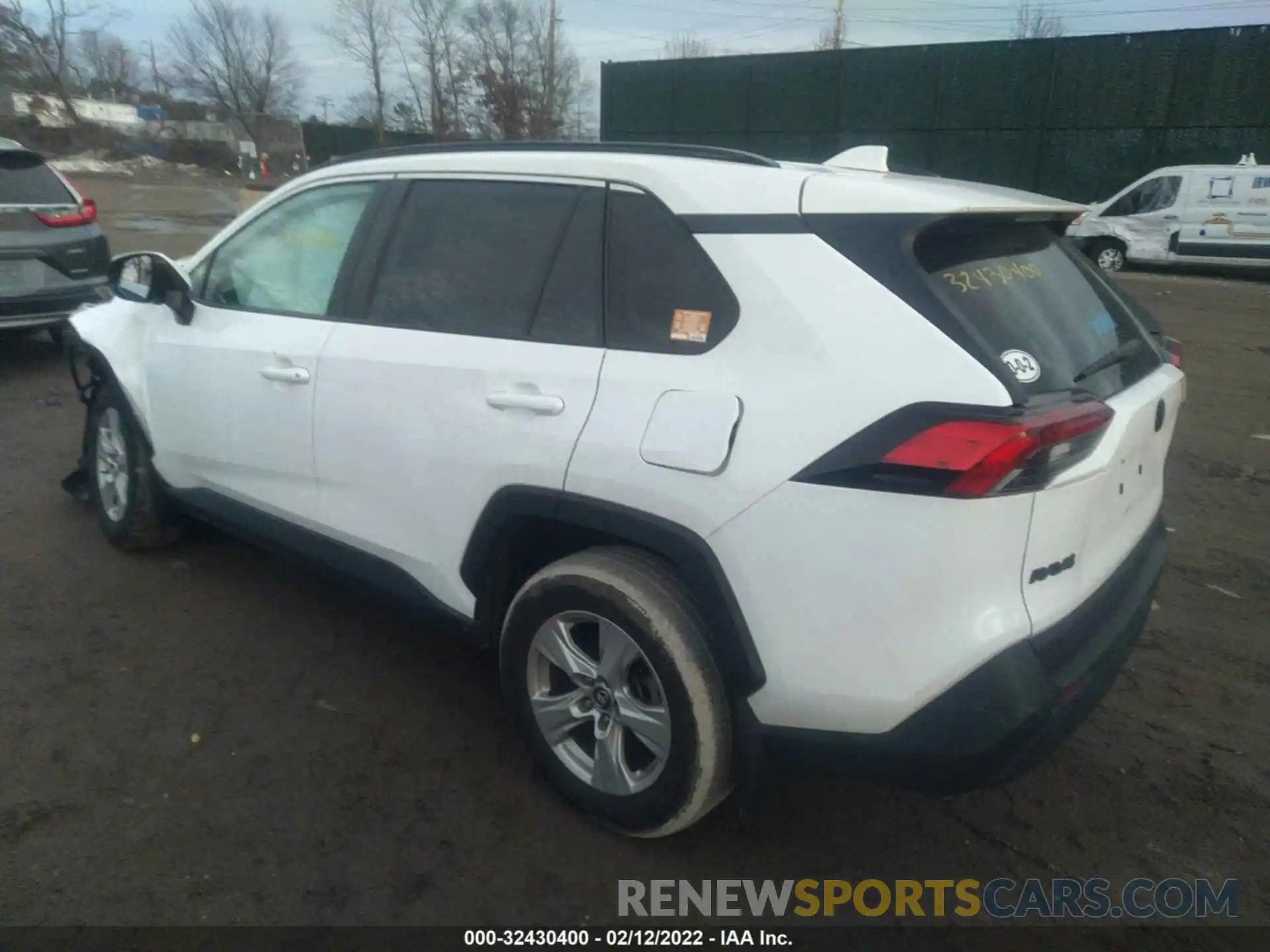 3 Photograph of a damaged car 2T3P1RFV8KC029099 TOYOTA RAV4 2019