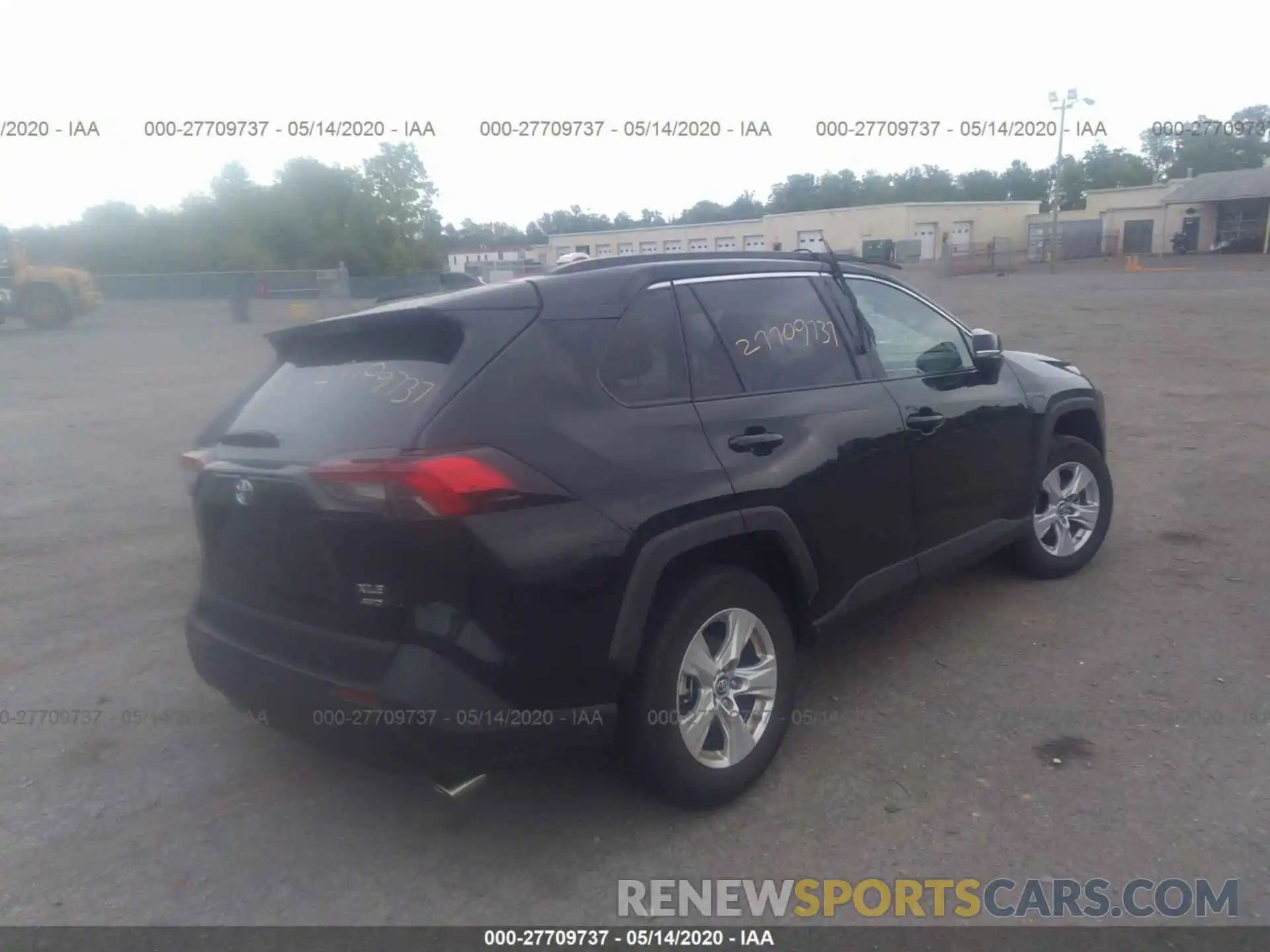 4 Photograph of a damaged car 2T3P1RFV8KC048574 TOYOTA RAV4 2019