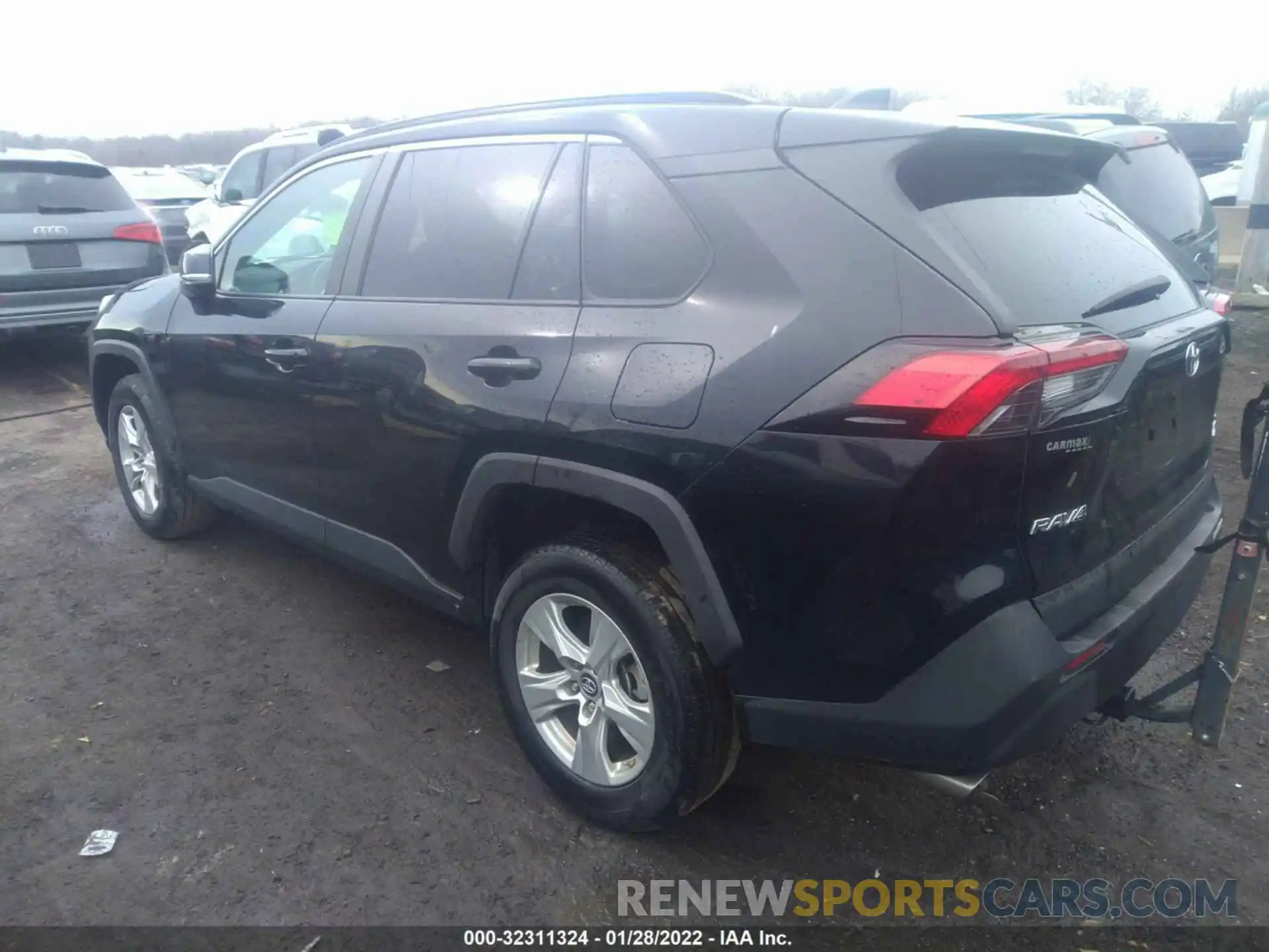 3 Photograph of a damaged car 2T3P1RFV8KC052110 TOYOTA RAV4 2019