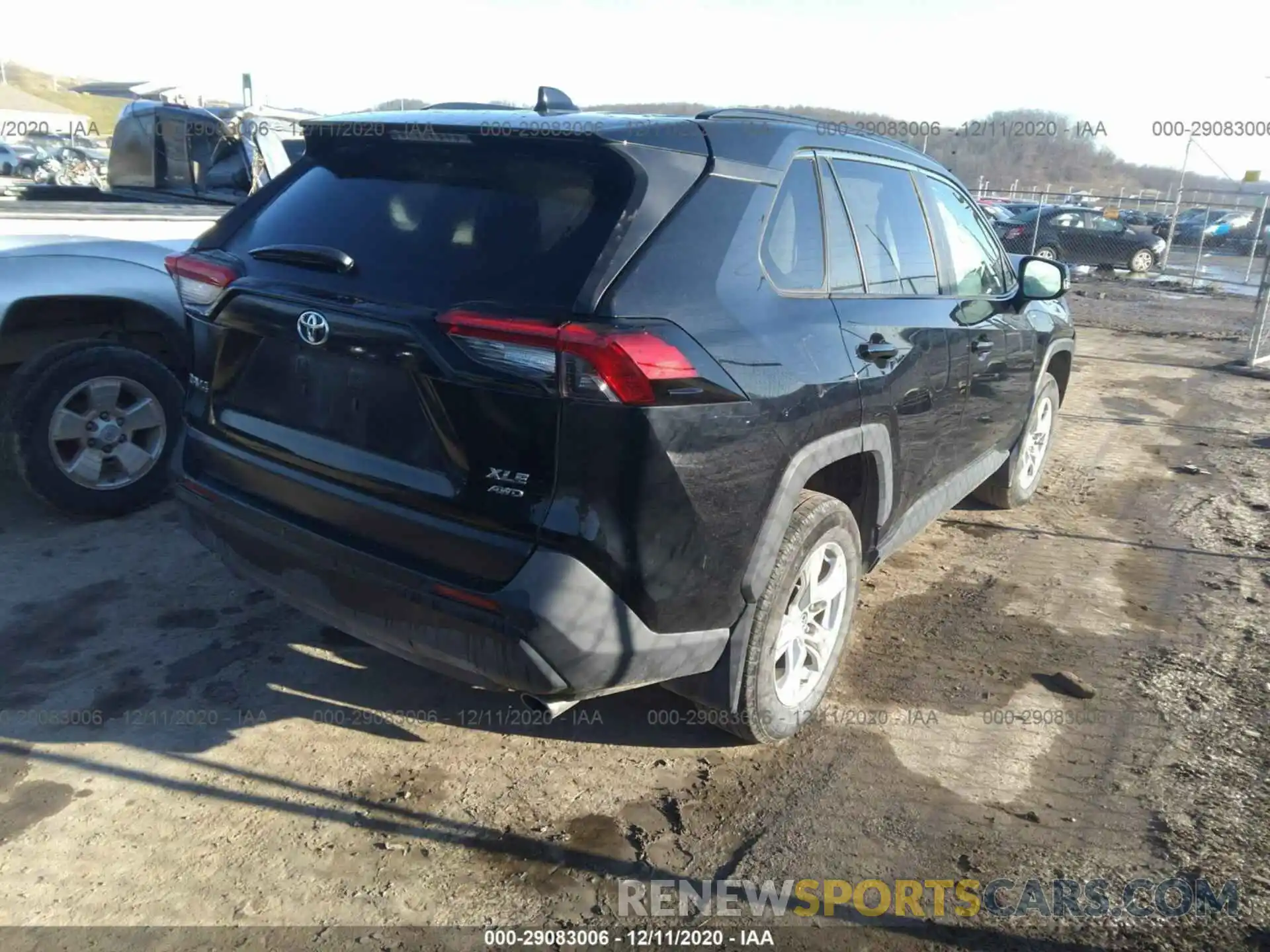 4 Photograph of a damaged car 2T3P1RFV8KC052253 TOYOTA RAV4 2019