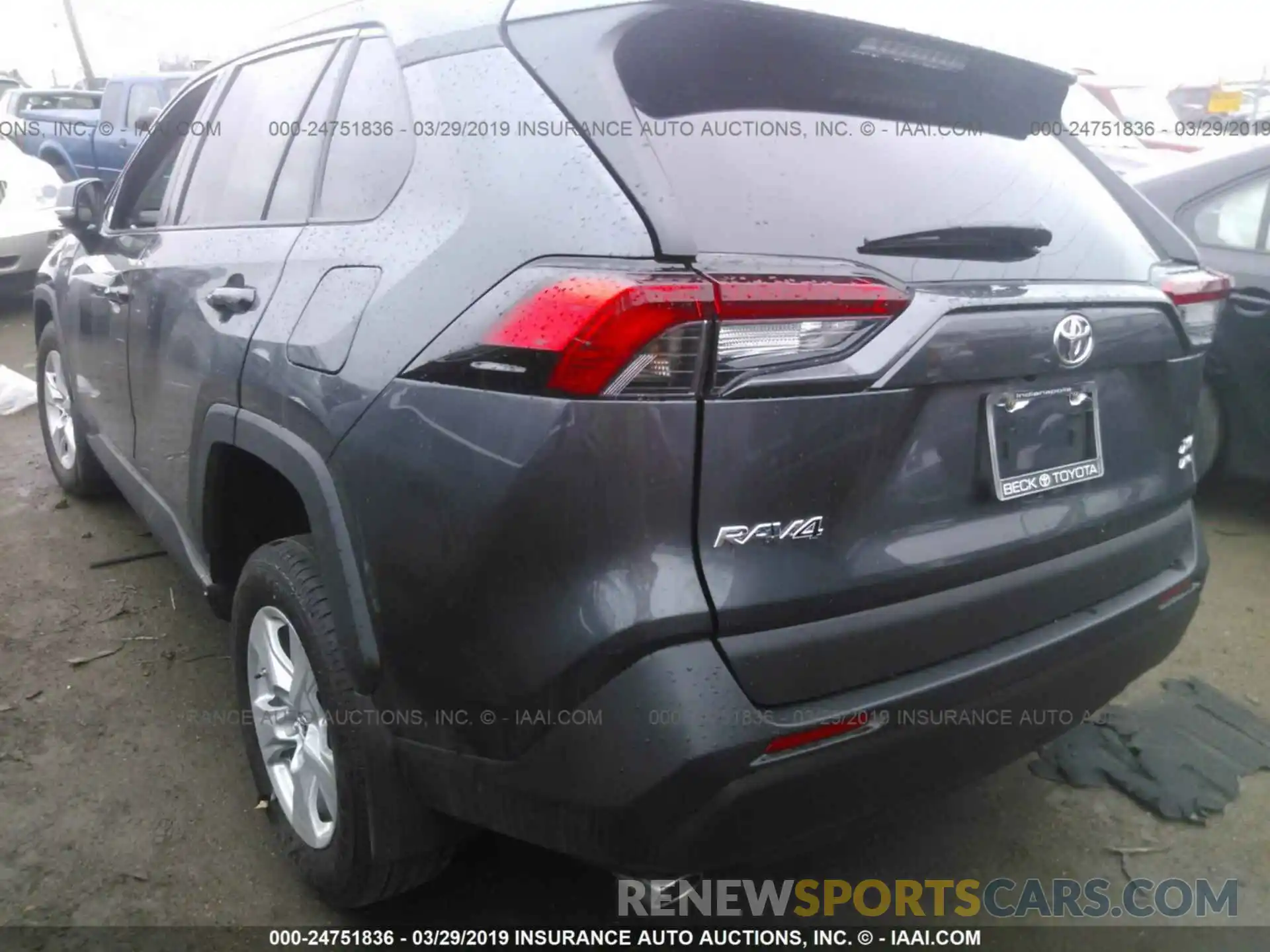 3 Photograph of a damaged car 2T3P1RFV8KW010163 TOYOTA RAV4 2019