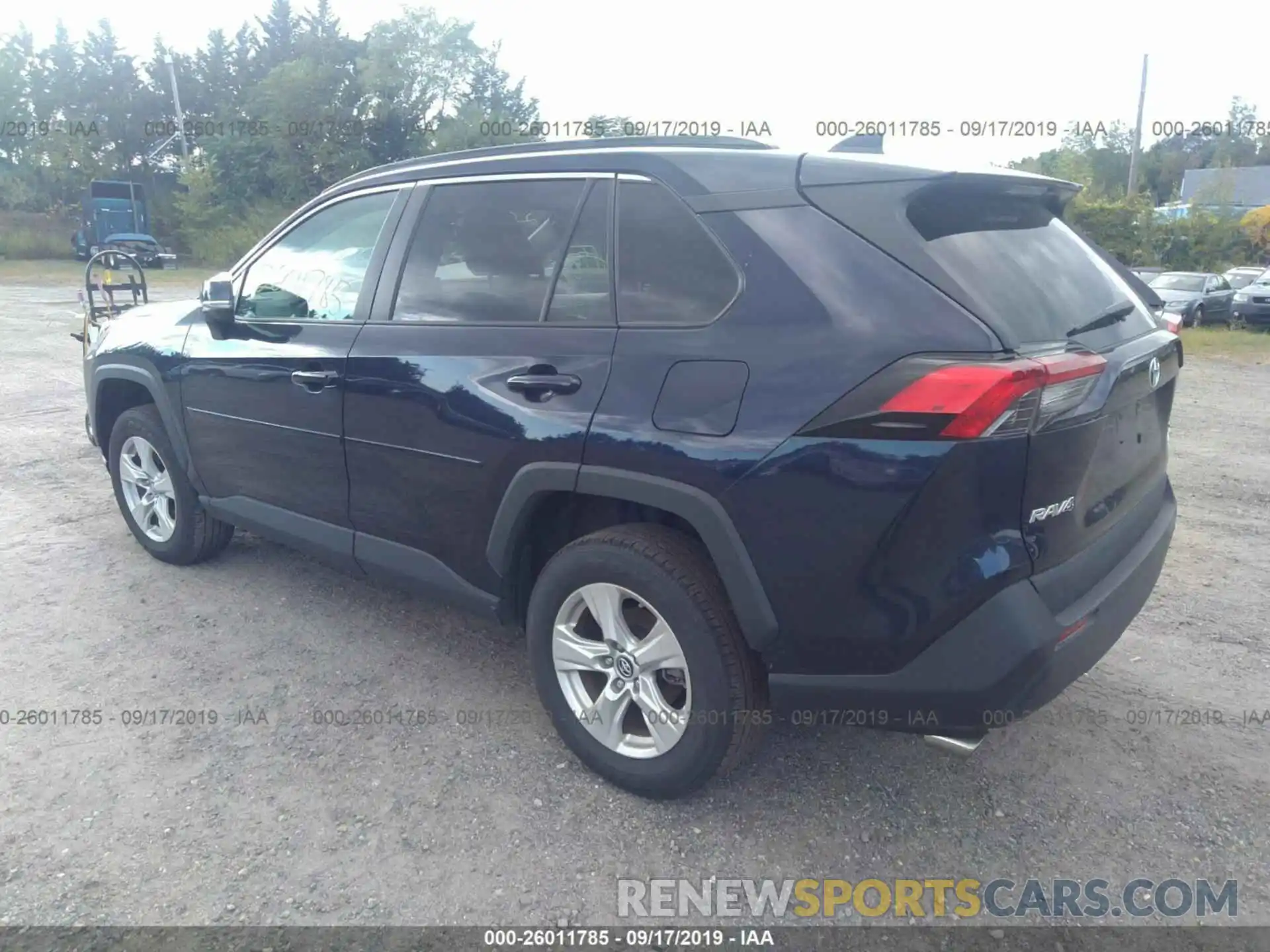 3 Photograph of a damaged car 2T3P1RFV8KW011152 TOYOTA RAV4 2019