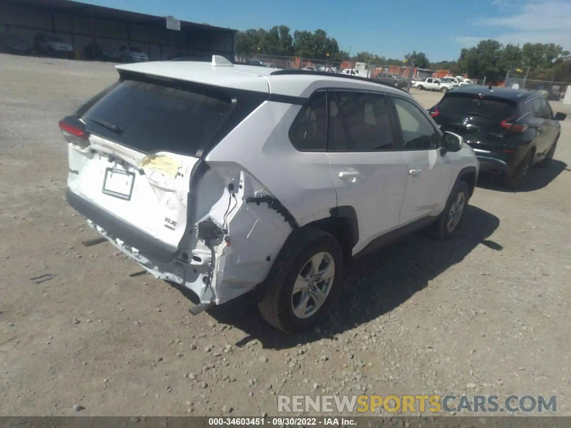 4 Фотография поврежденного автомобиля 2T3P1RFV8KW025407 TOYOTA RAV4 2019