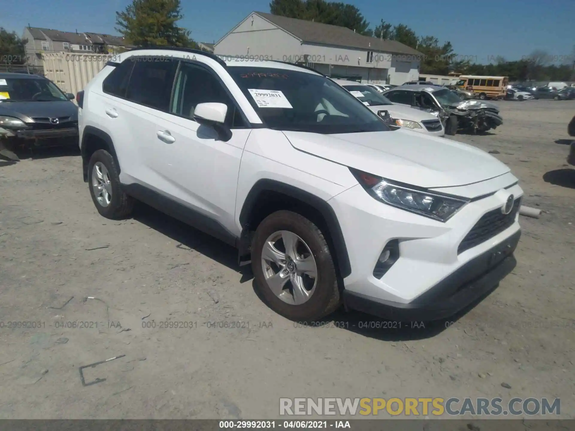 1 Фотография поврежденного автомобиля 2T3P1RFV8KW027335 TOYOTA RAV4 2019