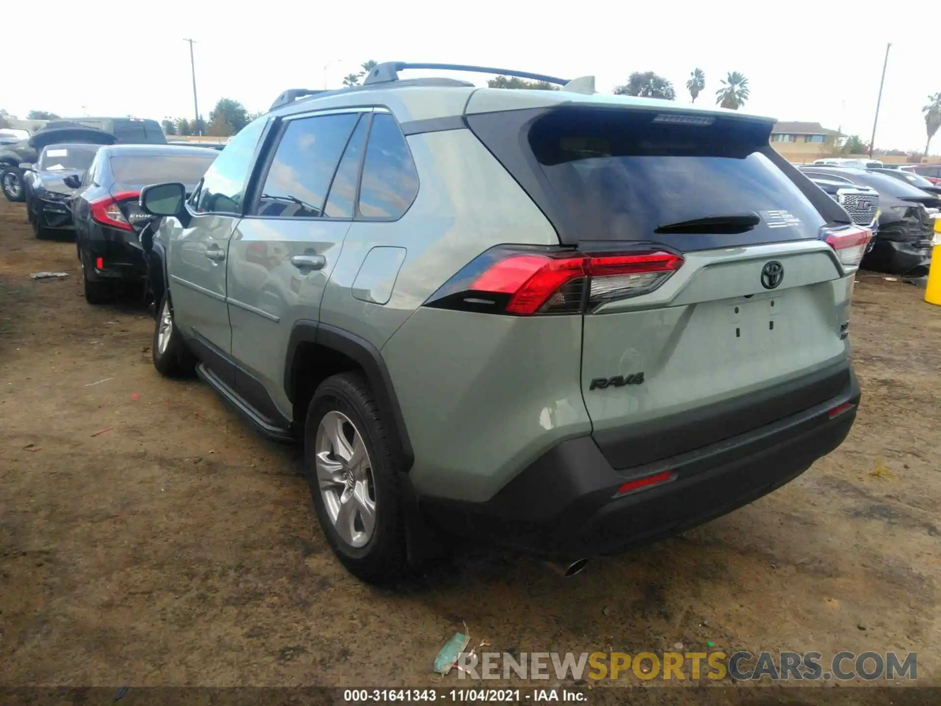 3 Фотография поврежденного автомобиля 2T3P1RFV8KW038383 TOYOTA RAV4 2019