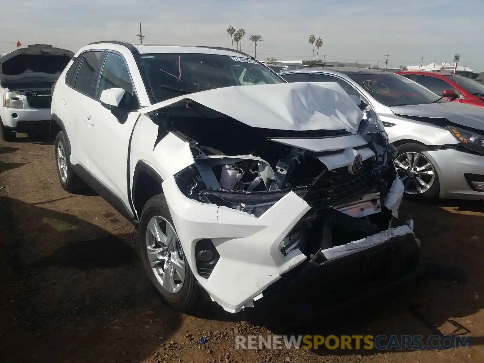 1 Photograph of a damaged car 2T3P1RFV8KW046130 TOYOTA RAV4 2019