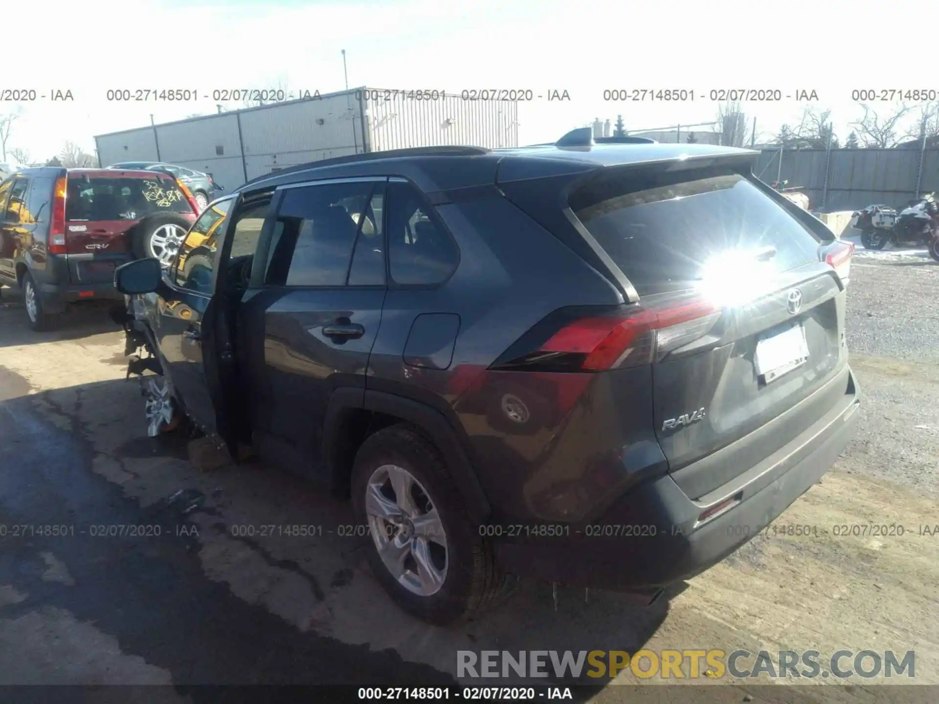 3 Photograph of a damaged car 2T3P1RFV8KW049996 TOYOTA RAV4 2019