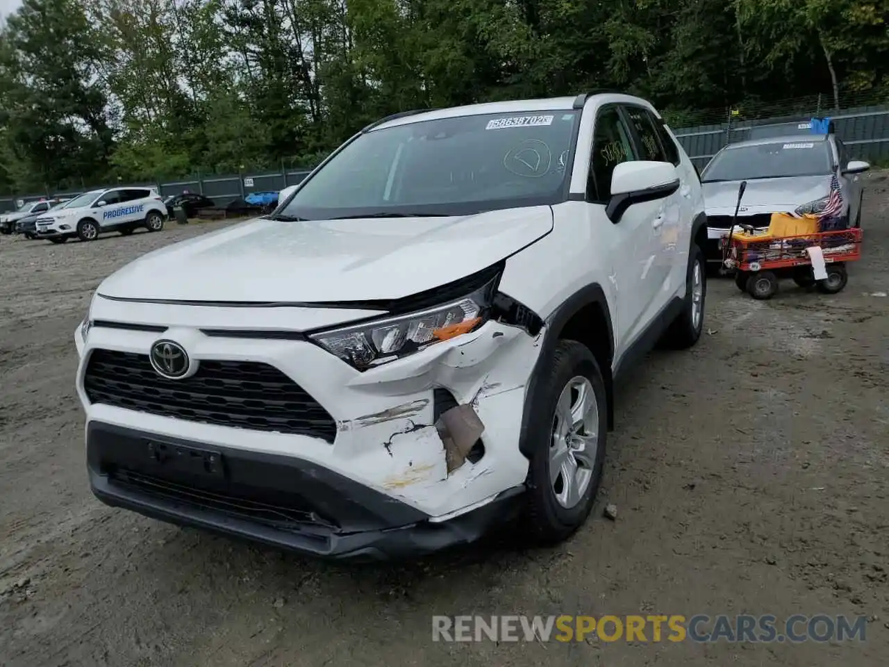 2 Photograph of a damaged car 2T3P1RFV8KW052722 TOYOTA RAV4 2019