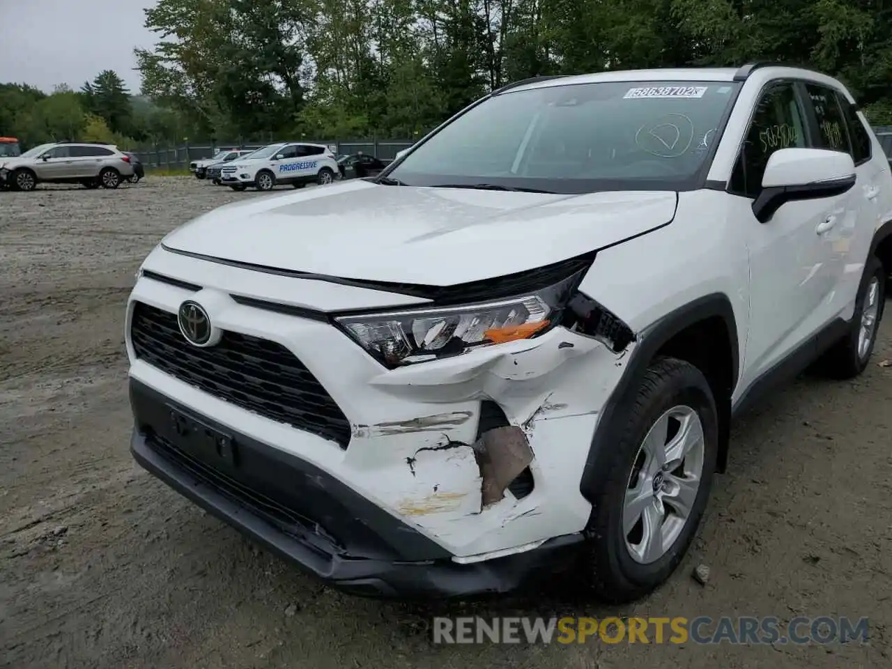 9 Photograph of a damaged car 2T3P1RFV8KW052722 TOYOTA RAV4 2019