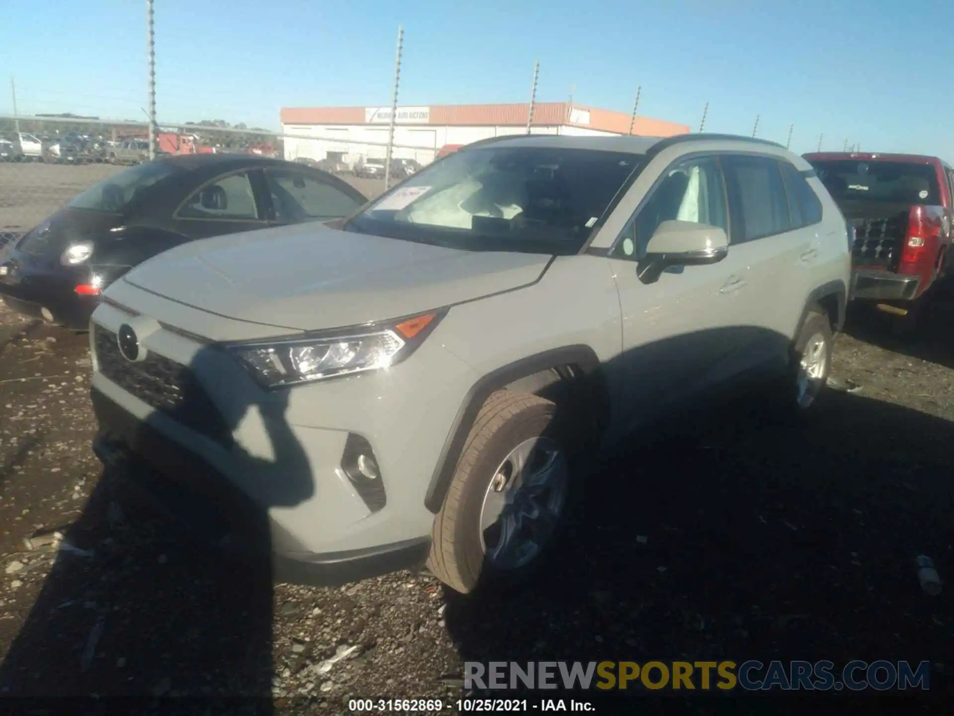 2 Photograph of a damaged car 2T3P1RFV8KW052834 TOYOTA RAV4 2019