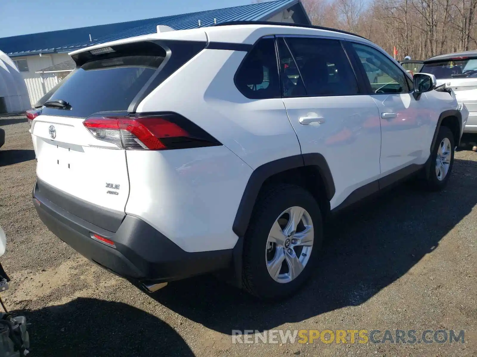 4 Photograph of a damaged car 2T3P1RFV8KW053627 TOYOTA RAV4 2019