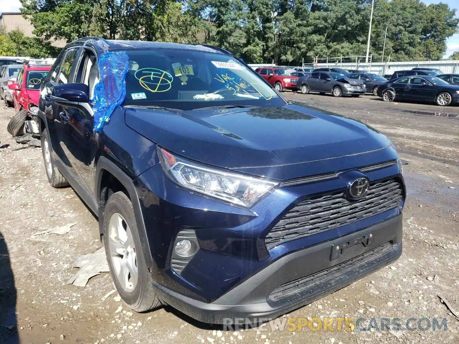 1 Фотография поврежденного автомобиля 2T3P1RFV8KW059041 TOYOTA RAV4 2019