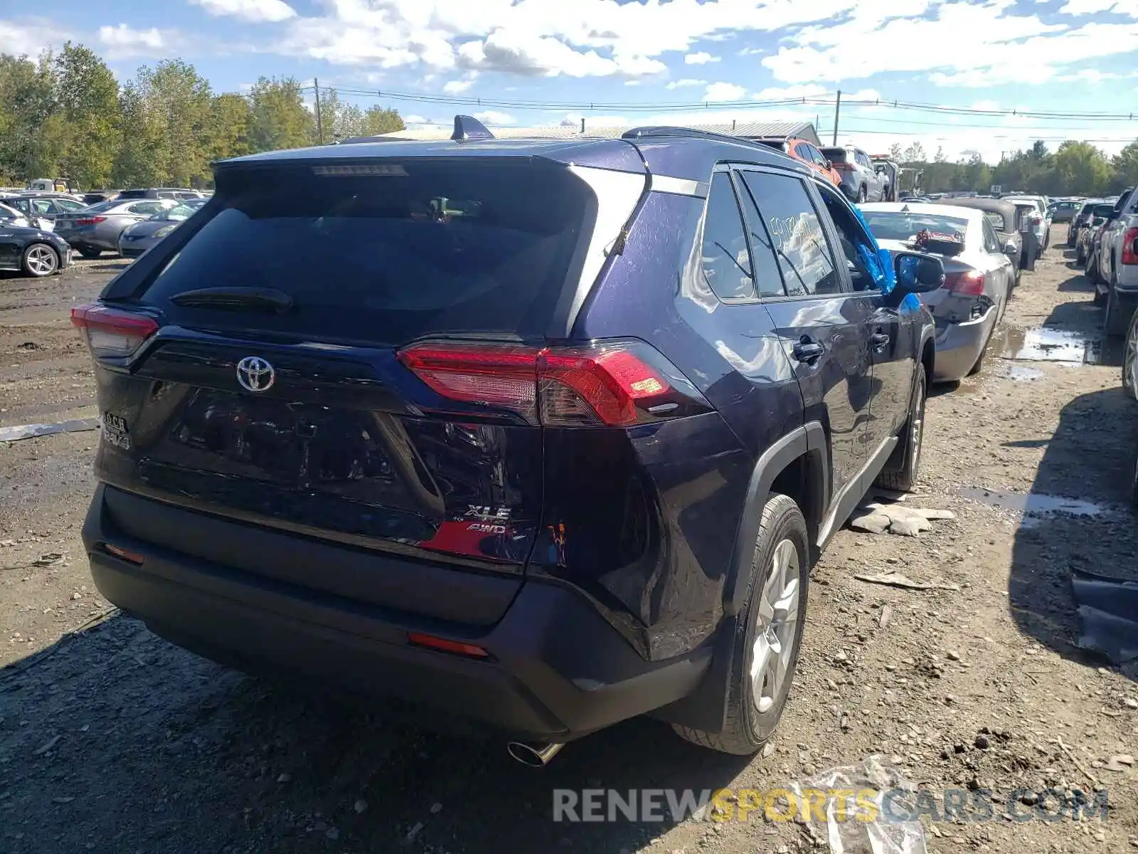 4 Photograph of a damaged car 2T3P1RFV8KW059041 TOYOTA RAV4 2019