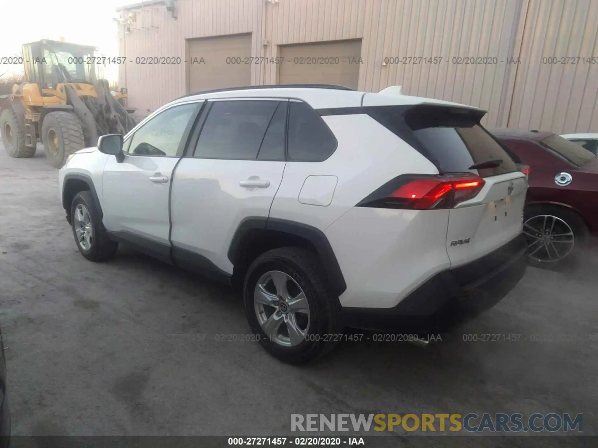 3 Фотография поврежденного автомобиля 2T3P1RFV8KW061985 TOYOTA RAV4 2019