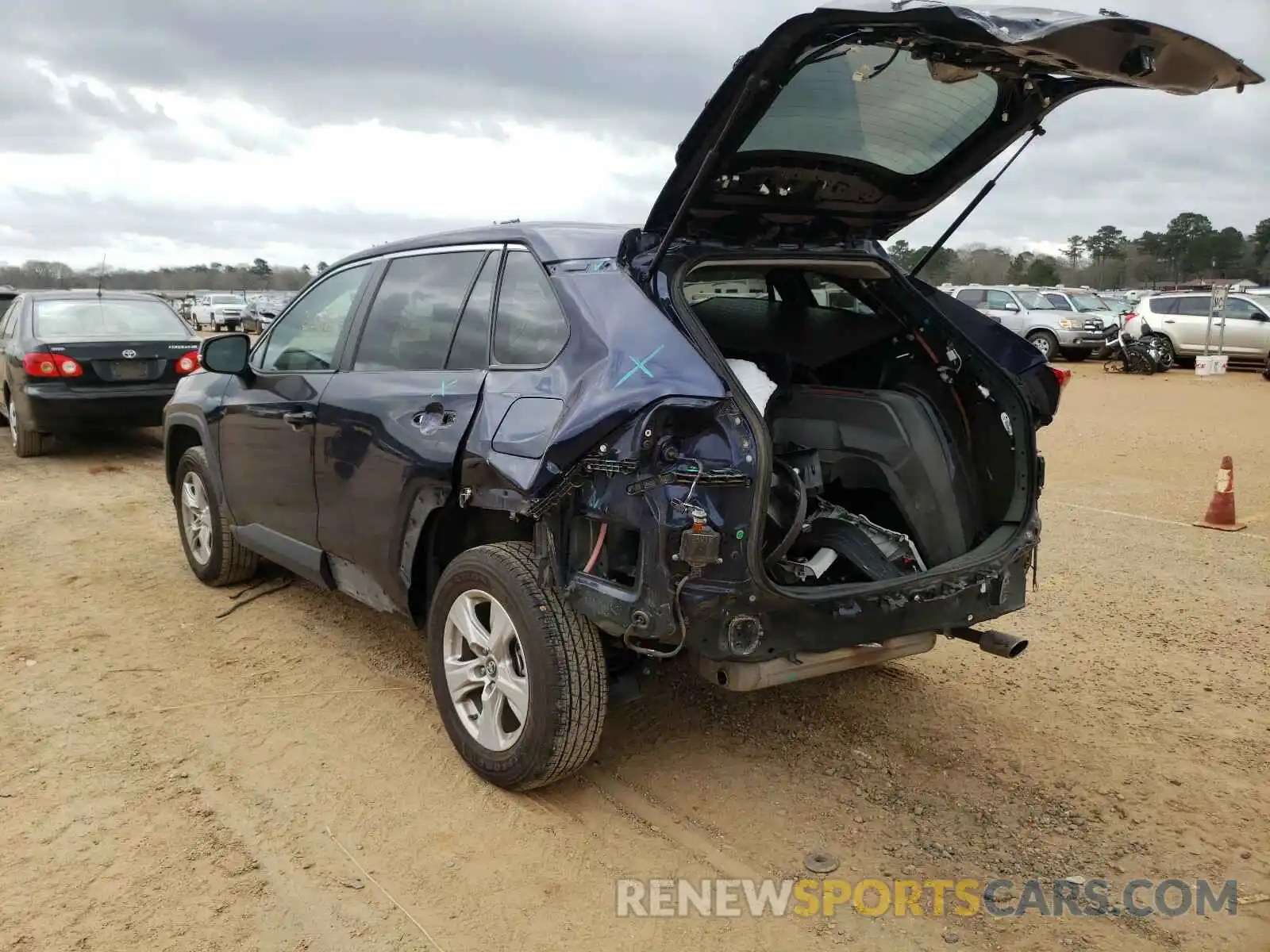 3 Photograph of a damaged car 2T3P1RFV8KW062781 TOYOTA RAV4 2019