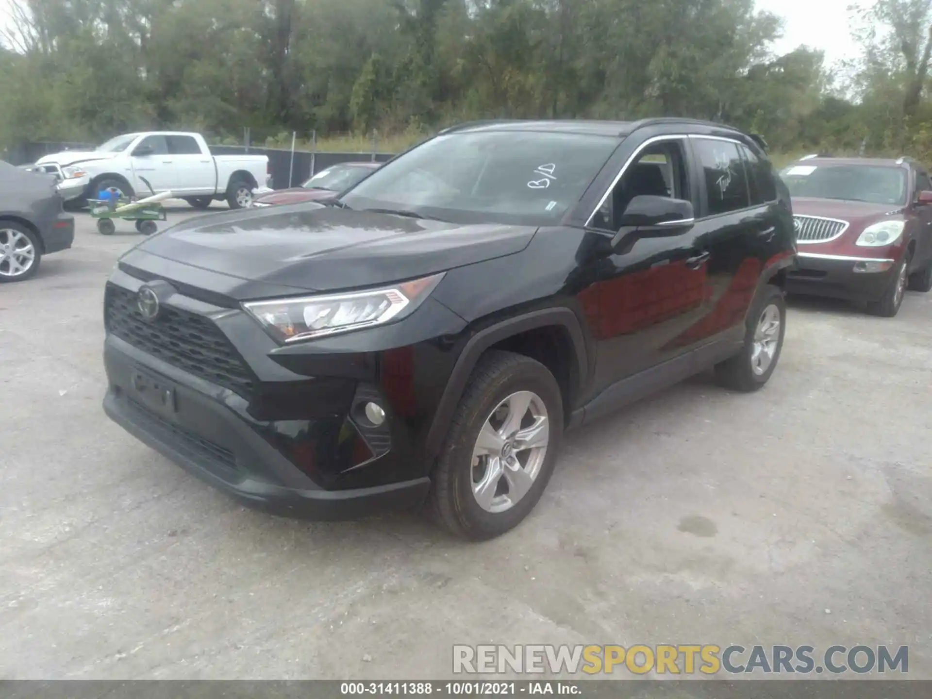 2 Photograph of a damaged car 2T3P1RFV9KC008147 TOYOTA RAV4 2019