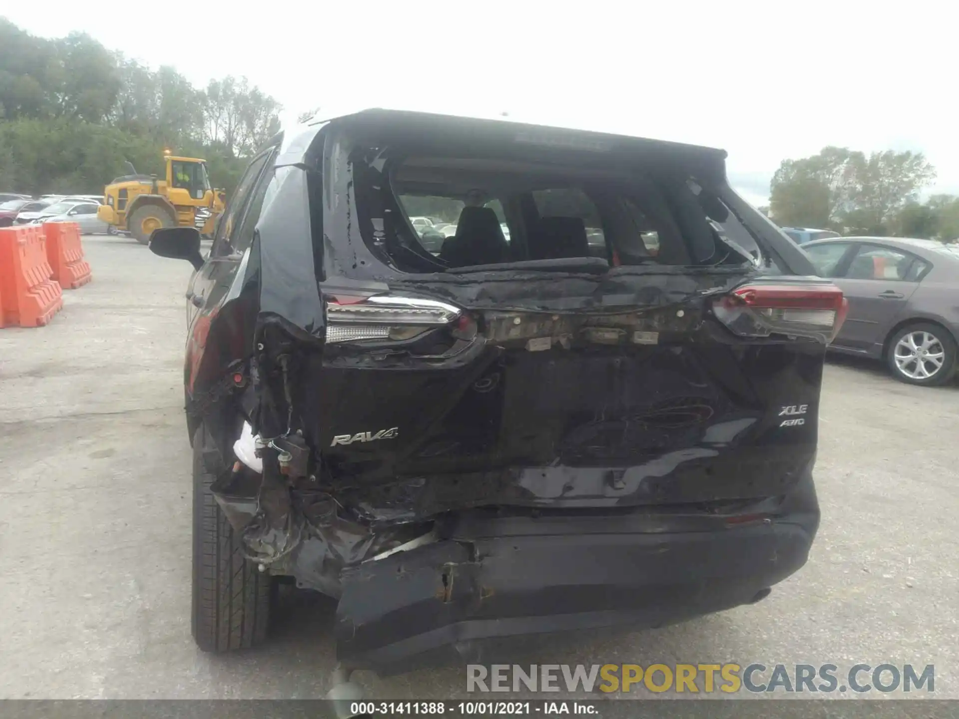 6 Photograph of a damaged car 2T3P1RFV9KC008147 TOYOTA RAV4 2019