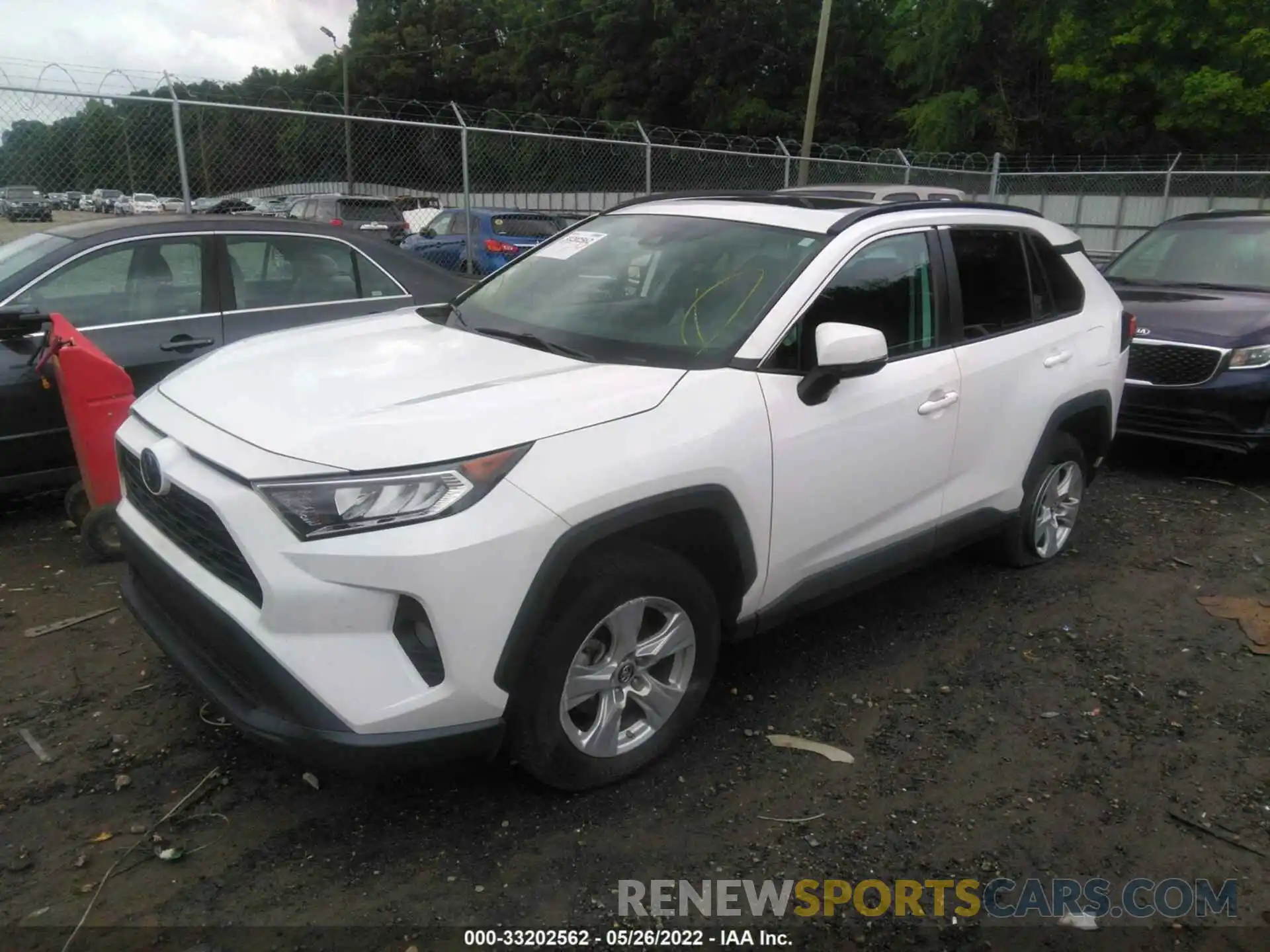 2 Photograph of a damaged car 2T3P1RFV9KC008746 TOYOTA RAV4 2019