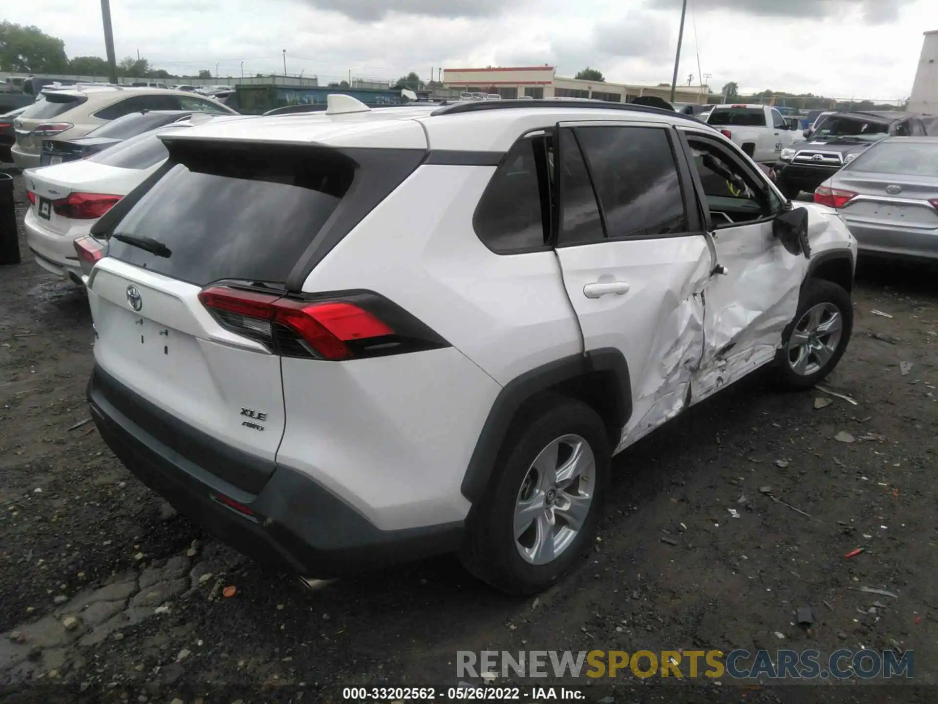 4 Photograph of a damaged car 2T3P1RFV9KC008746 TOYOTA RAV4 2019