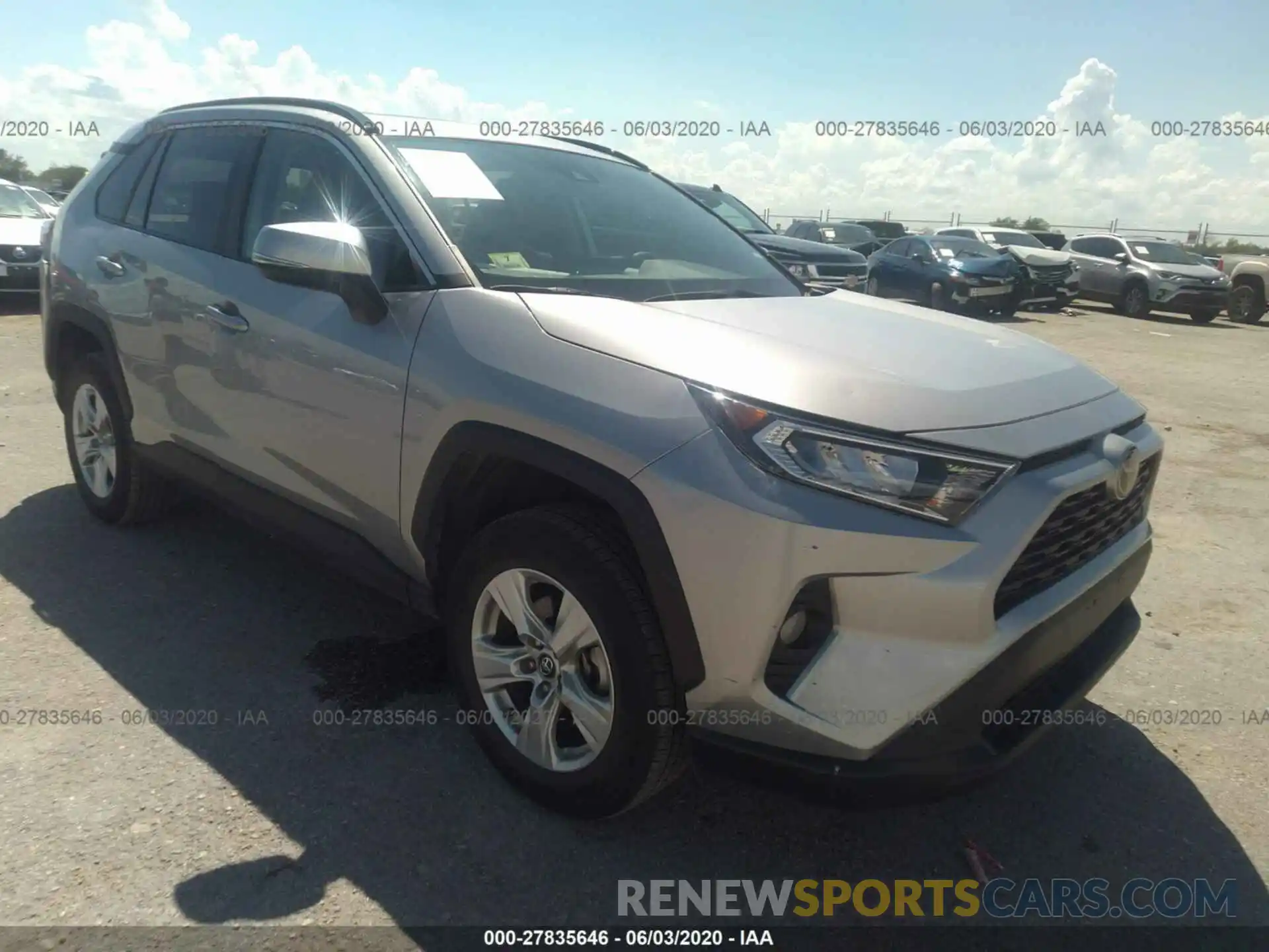 1 Фотография поврежденного автомобиля 2T3P1RFV9KC017821 TOYOTA RAV4 2019