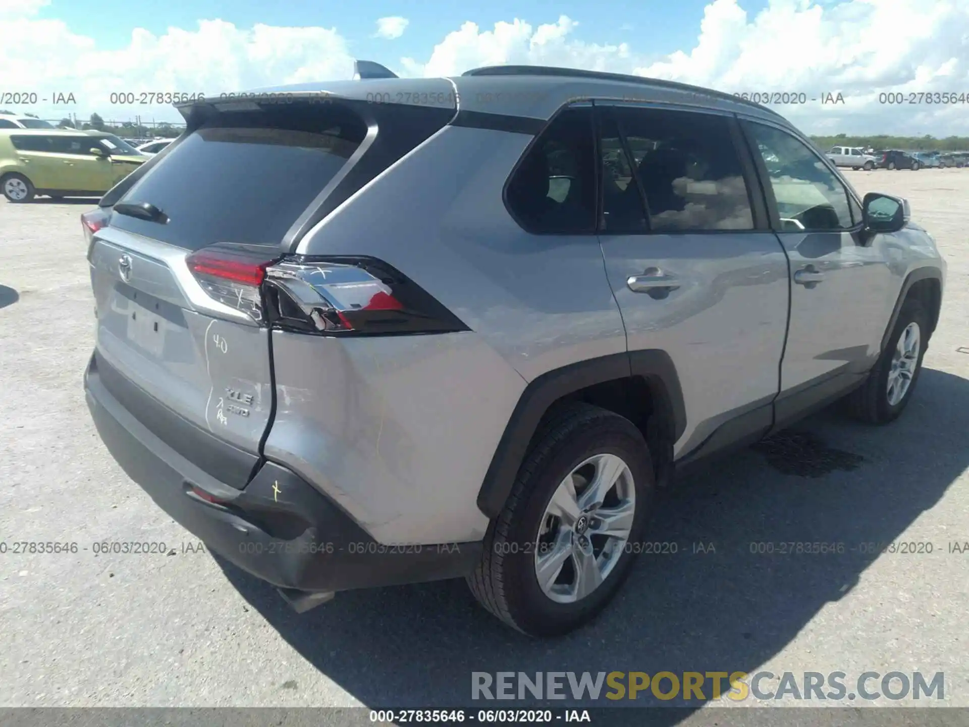 4 Photograph of a damaged car 2T3P1RFV9KC017821 TOYOTA RAV4 2019