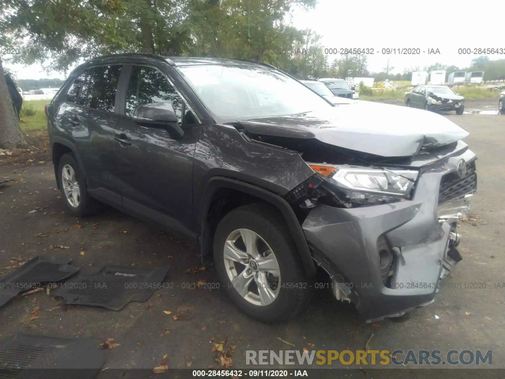 1 Photograph of a damaged car 2T3P1RFV9KC030844 TOYOTA RAV4 2019