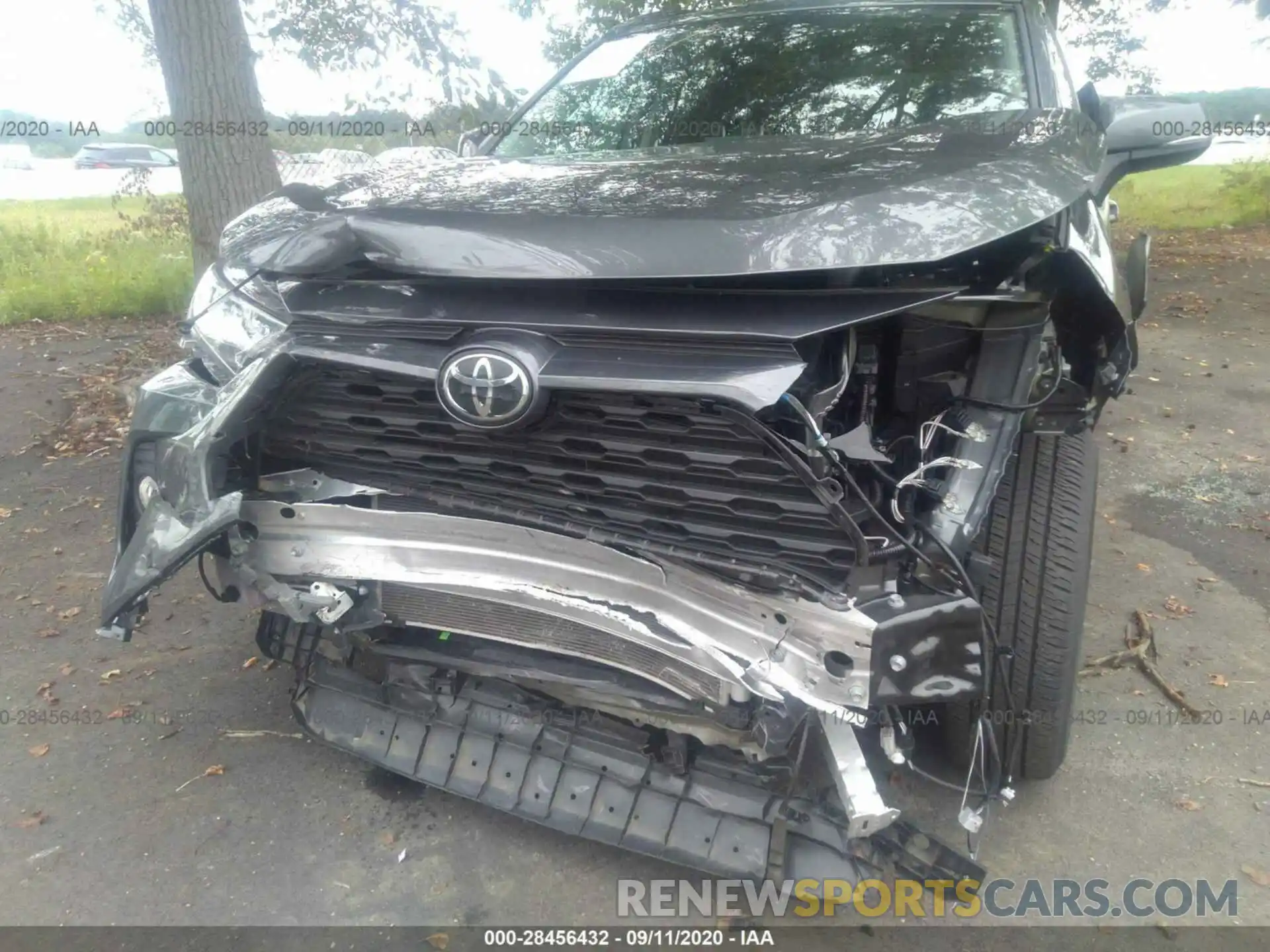 6 Photograph of a damaged car 2T3P1RFV9KC030844 TOYOTA RAV4 2019