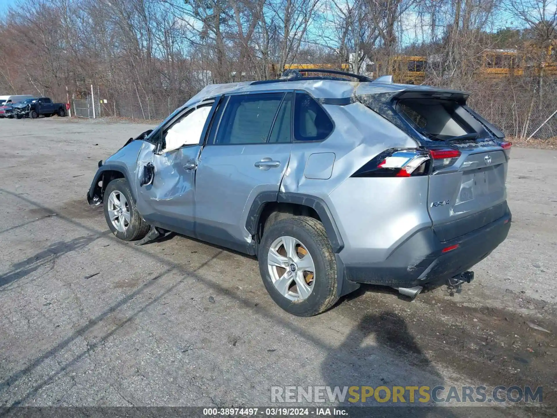 3 Photograph of a damaged car 2T3P1RFV9KC033355 TOYOTA RAV4 2019