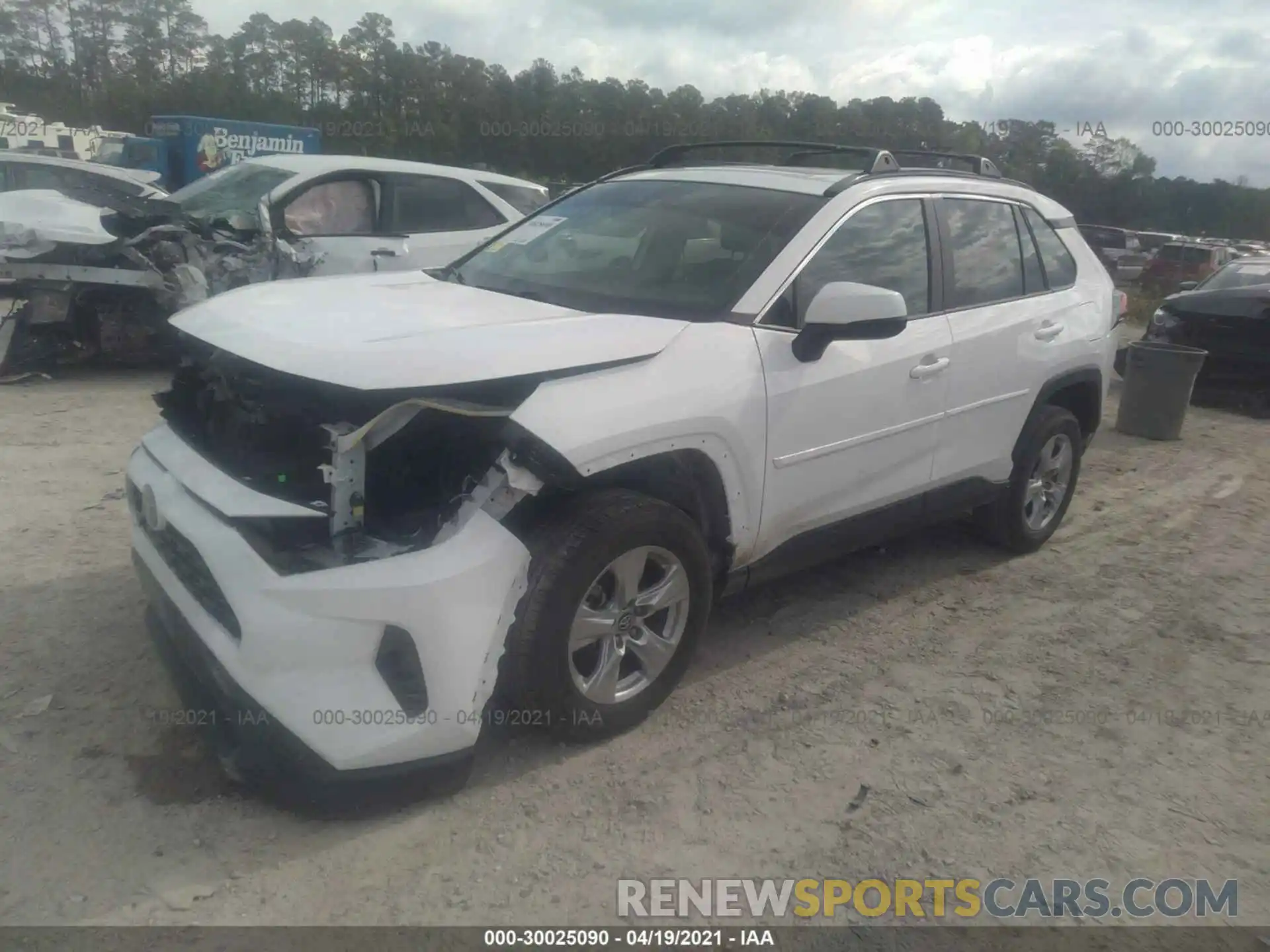 2 Photograph of a damaged car 2T3P1RFV9KC034943 TOYOTA RAV4 2019