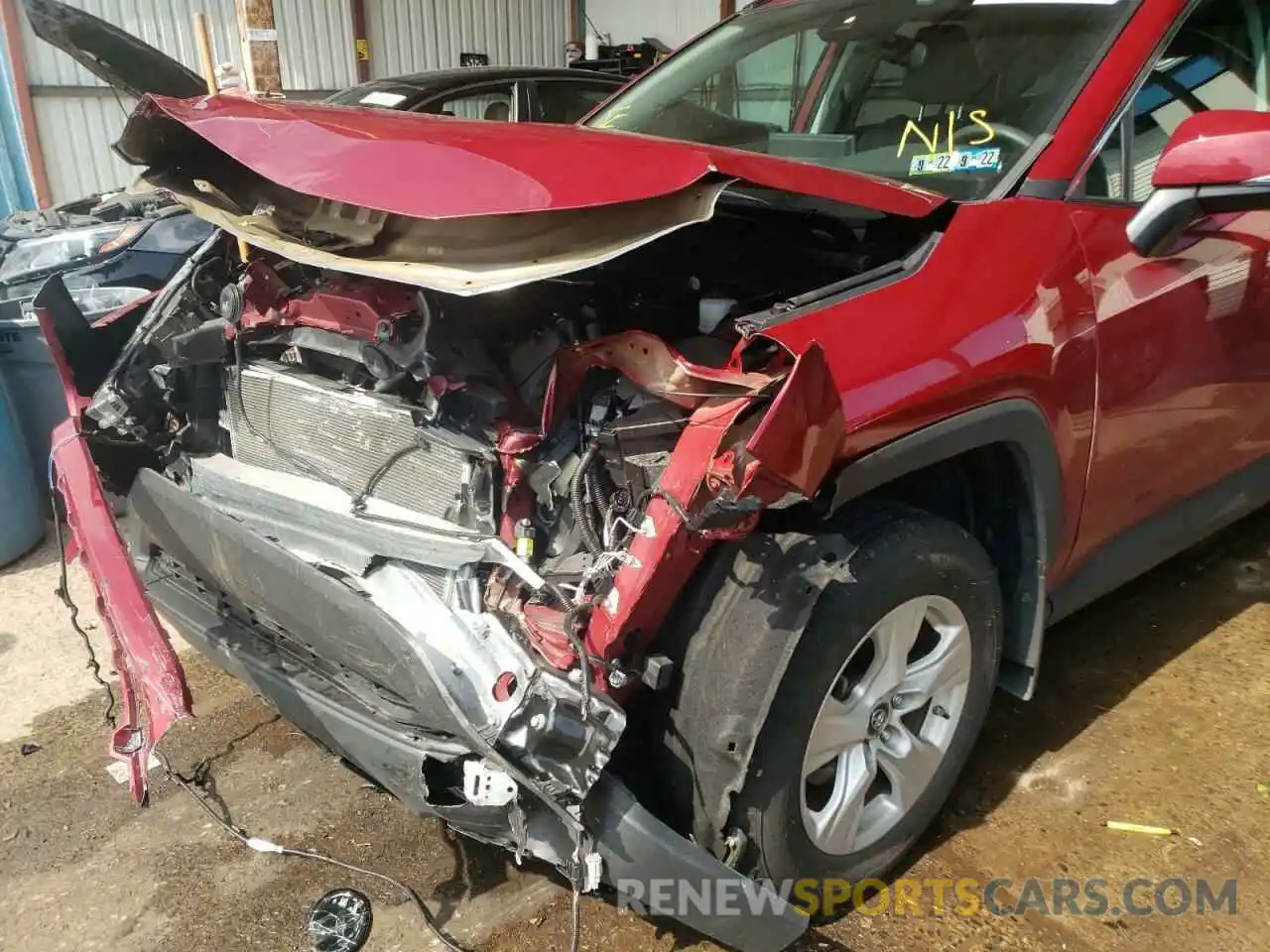 9 Photograph of a damaged car 2T3P1RFV9KC042699 TOYOTA RAV4 2019