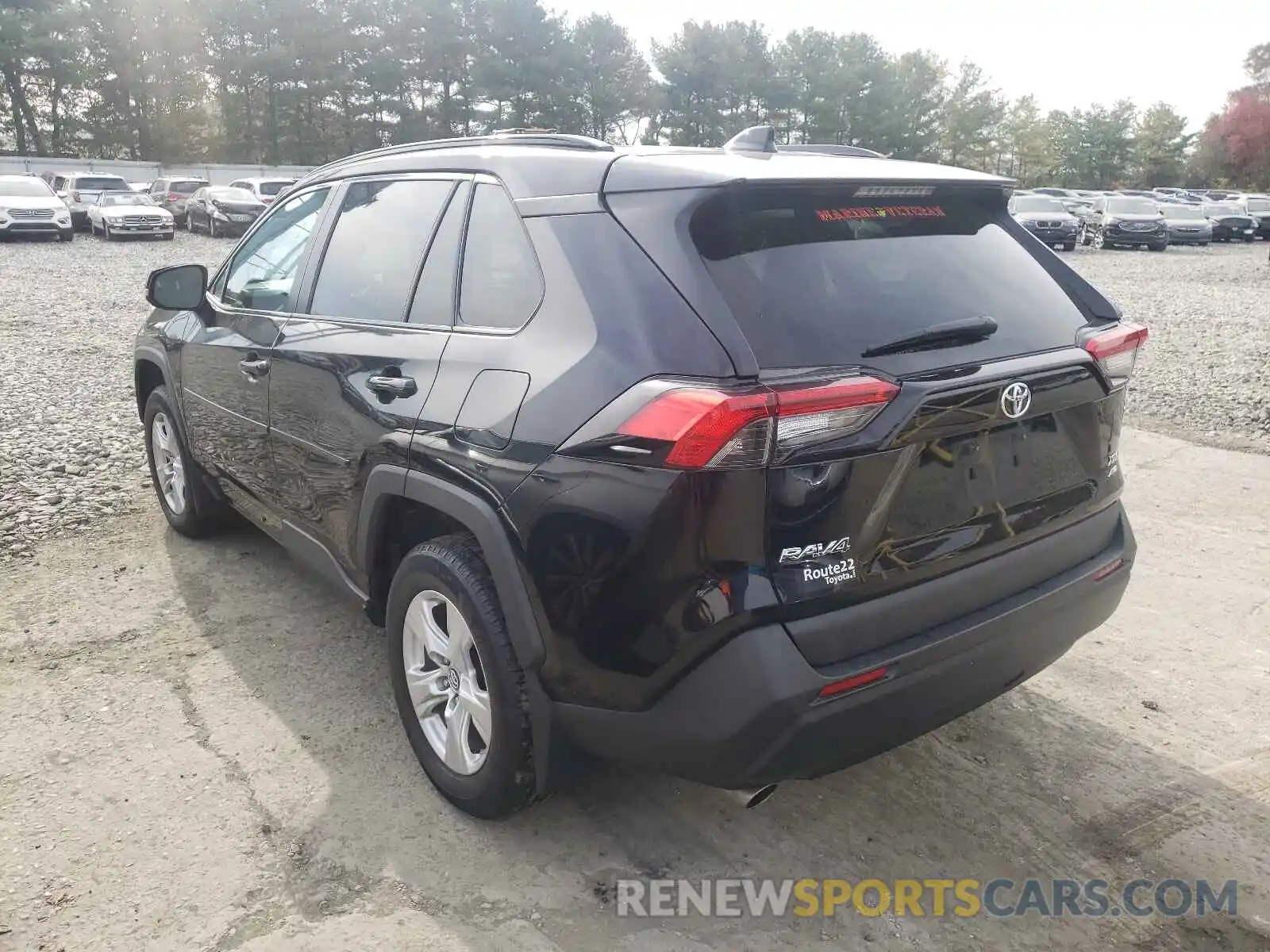 3 Photograph of a damaged car 2T3P1RFV9KC052813 TOYOTA RAV4 2019