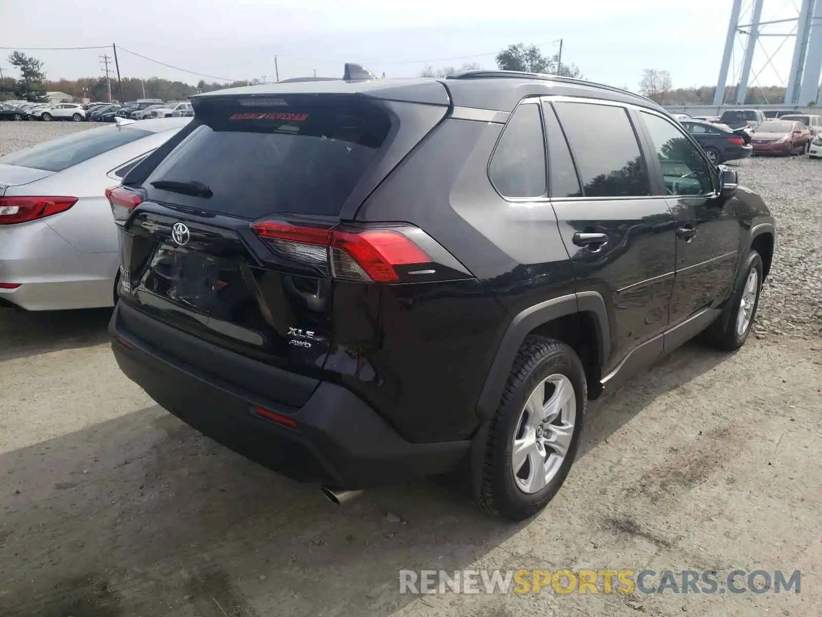 4 Photograph of a damaged car 2T3P1RFV9KC052813 TOYOTA RAV4 2019