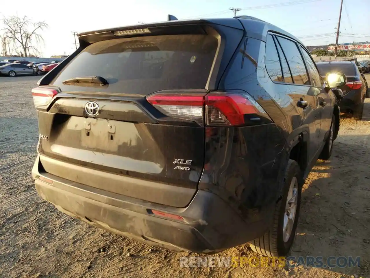 4 Фотография поврежденного автомобиля 2T3P1RFV9KW016134 TOYOTA RAV4 2019