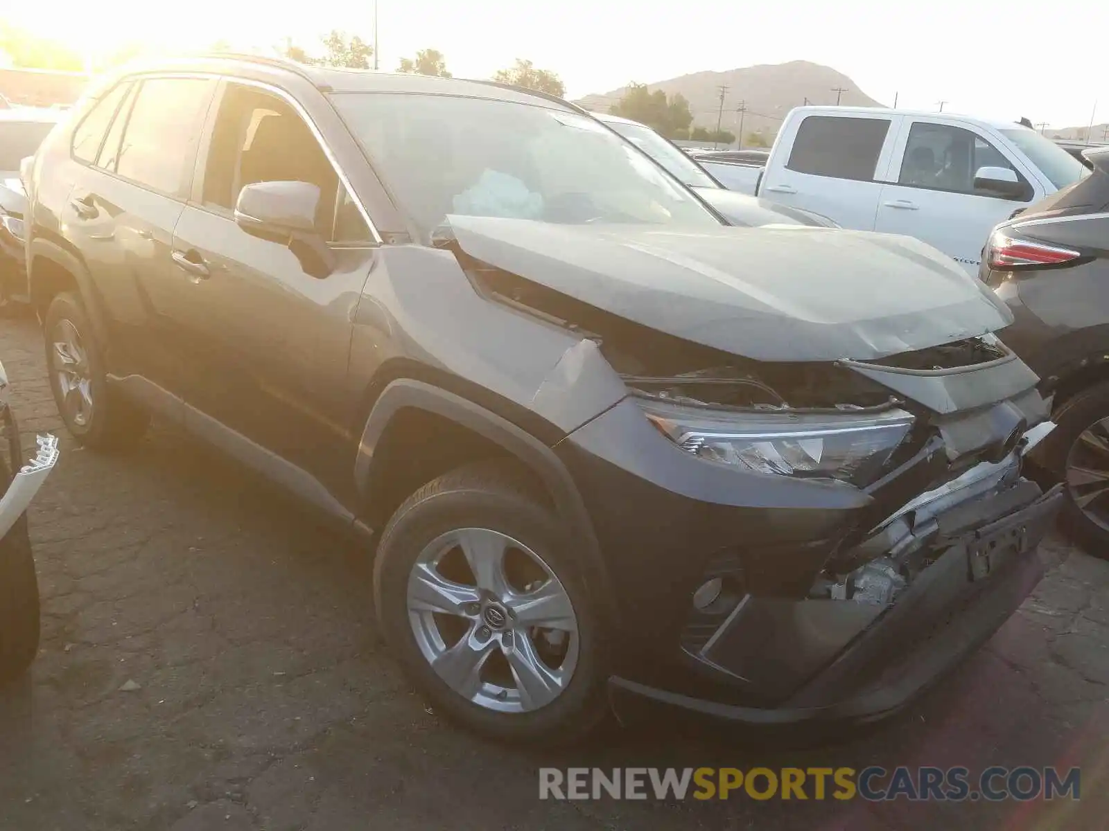 1 Photograph of a damaged car 2T3P1RFV9KW024427 TOYOTA RAV4 2019