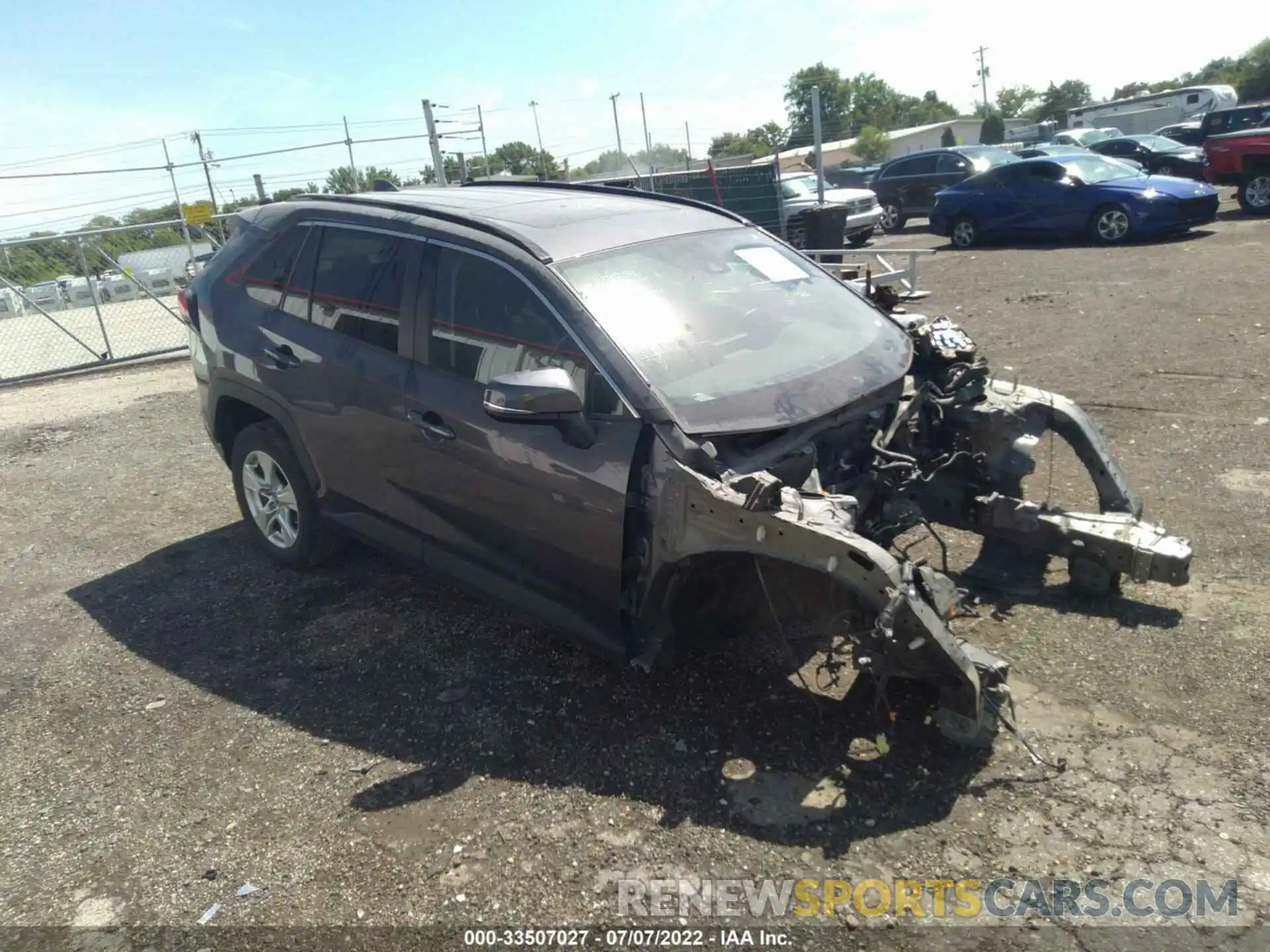 1 Photograph of a damaged car 2T3P1RFV9KW029840 TOYOTA RAV4 2019