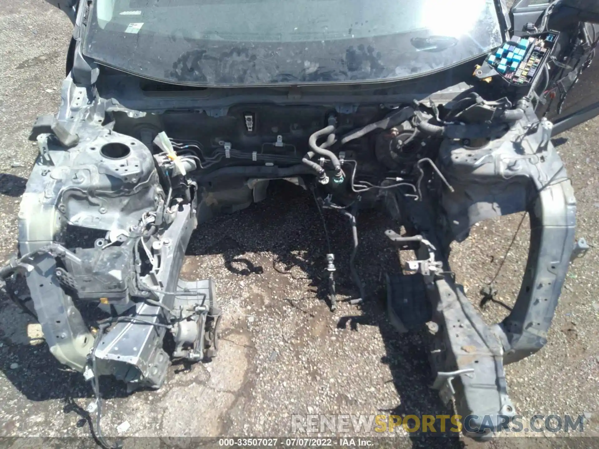 10 Photograph of a damaged car 2T3P1RFV9KW029840 TOYOTA RAV4 2019