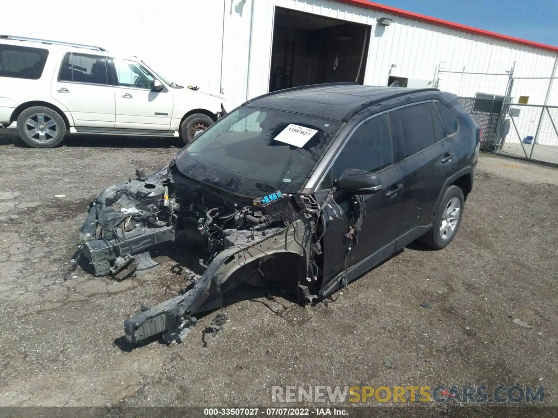 2 Фотография поврежденного автомобиля 2T3P1RFV9KW029840 TOYOTA RAV4 2019