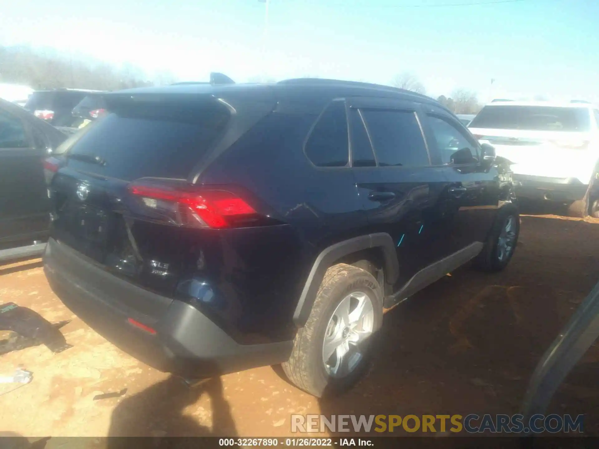 4 Photograph of a damaged car 2T3P1RFV9KW030373 TOYOTA RAV4 2019