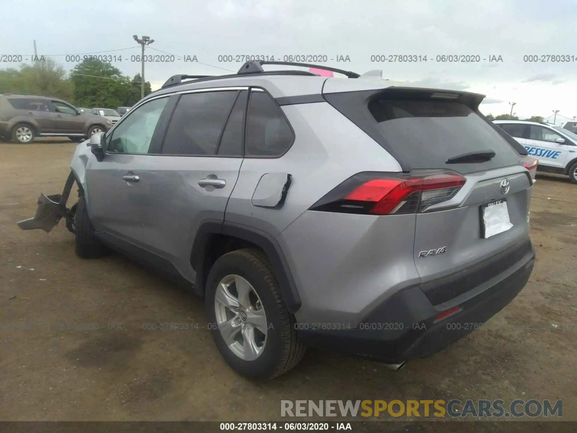 3 Photograph of a damaged car 2T3P1RFV9KW031927 TOYOTA RAV4 2019