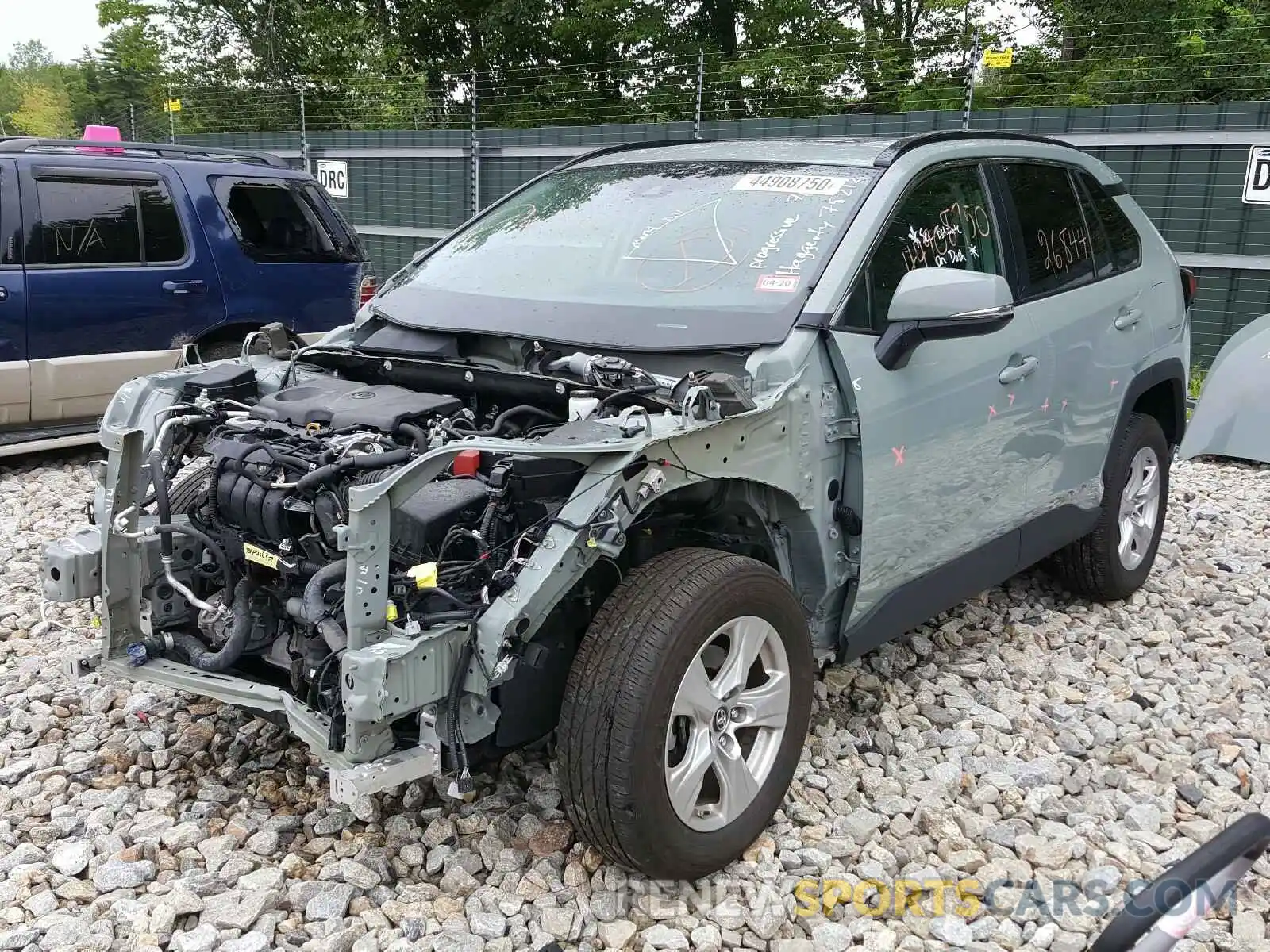 2 Photograph of a damaged car 2T3P1RFV9KW034388 TOYOTA RAV4 2019