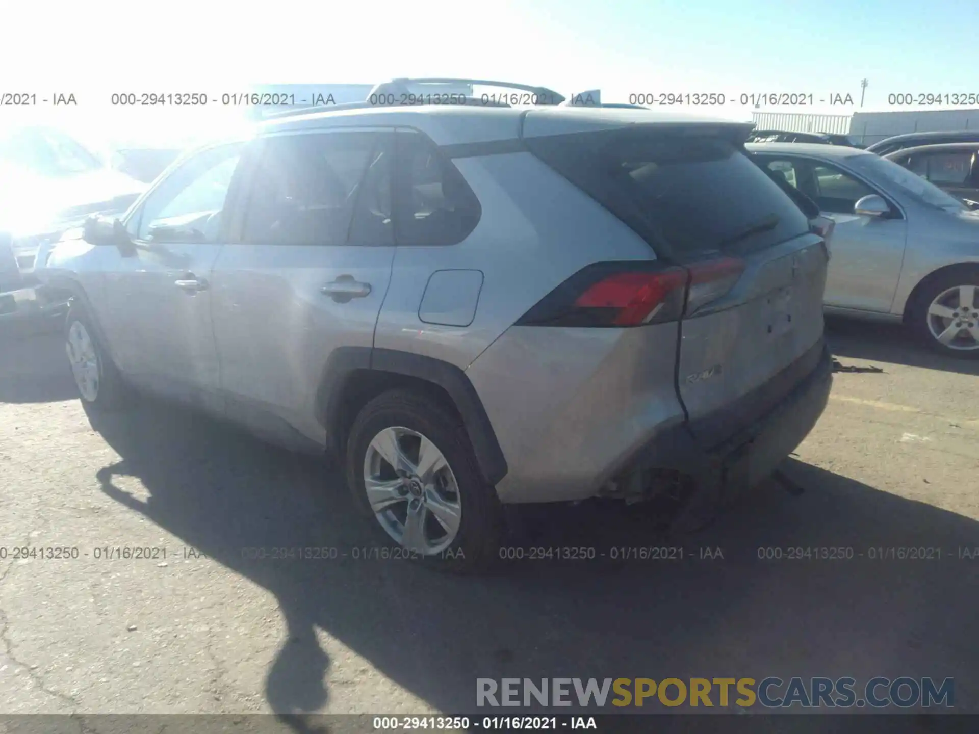 3 Photograph of a damaged car 2T3P1RFV9KW046895 TOYOTA RAV4 2019