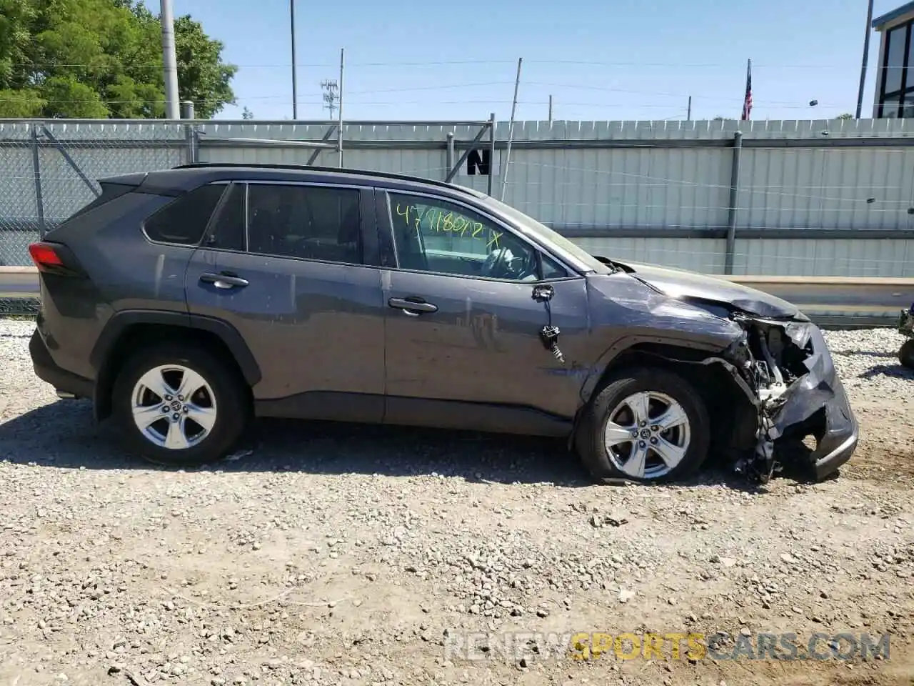 9 Photograph of a damaged car 2T3P1RFV9KW057072 TOYOTA RAV4 2019