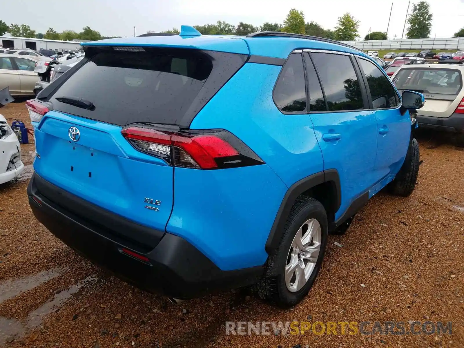 4 Photograph of a damaged car 2T3P1RFV9KW074454 TOYOTA RAV4 2019