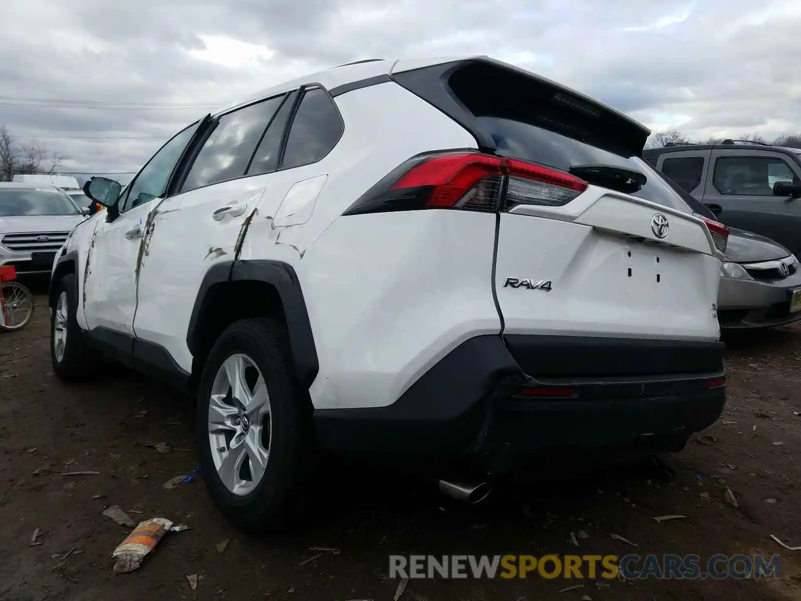 3 Фотография поврежденного автомобиля 2T3P1RFVXKC003006 TOYOTA RAV4 2019